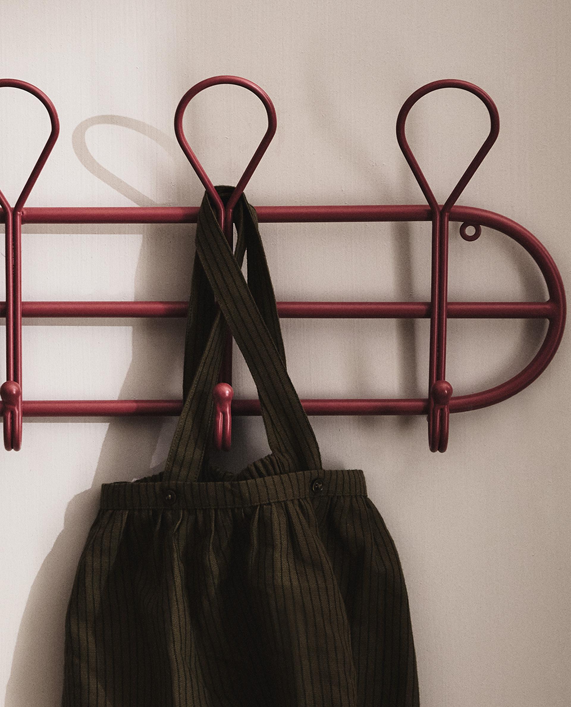 CHILDREN'S IRON COAT RACK | Zara Home United States of America