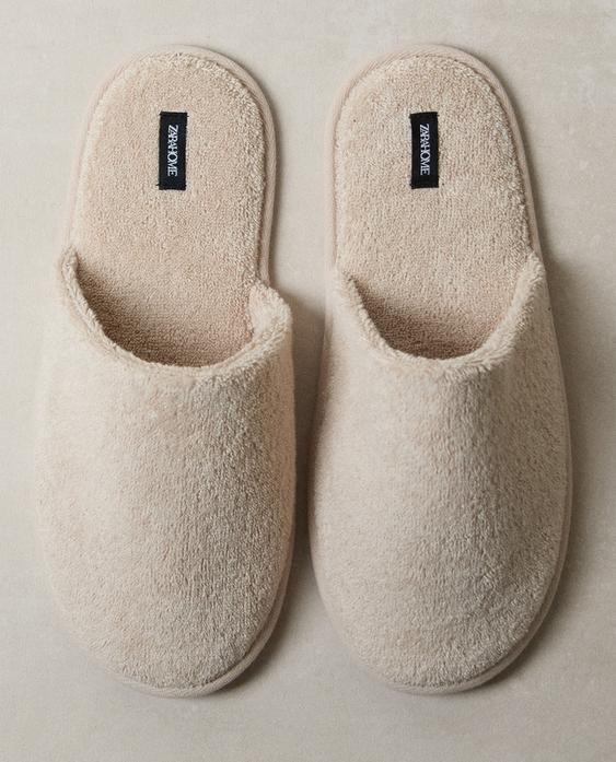 ZAPATILLA TOALLA BAÑO Zara Home España