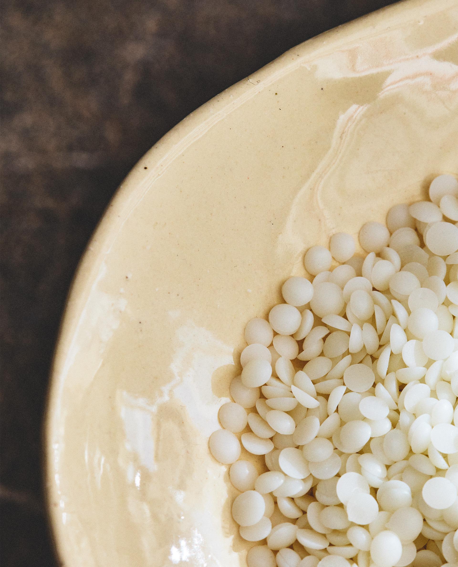 (200 G) SACRED WOODS SCENTED WAX PEARLS