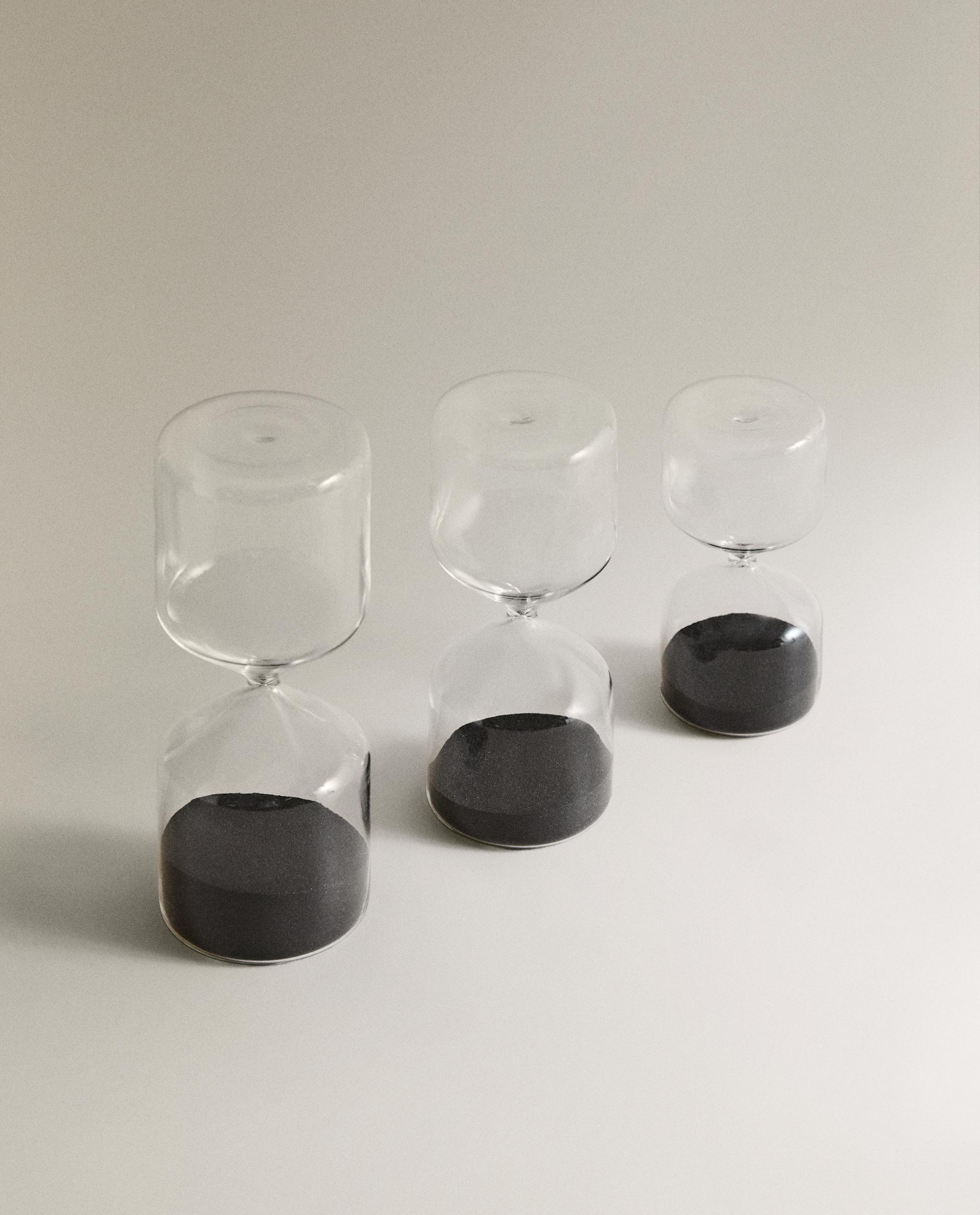 HOURGLASS product thumbnail 5