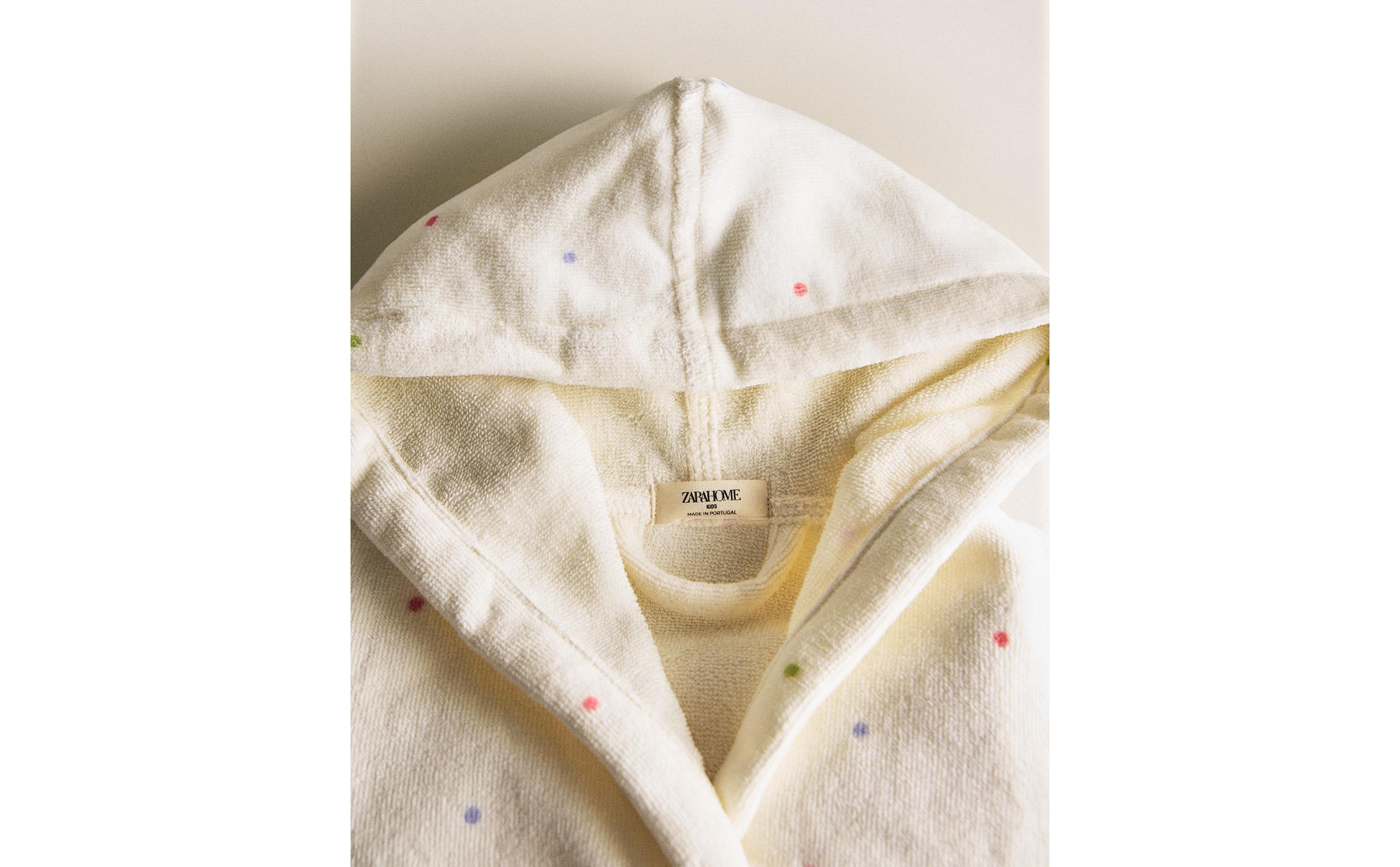 KIDS' VELOUR POLKA DOT BATHROBE product thumbnail 11