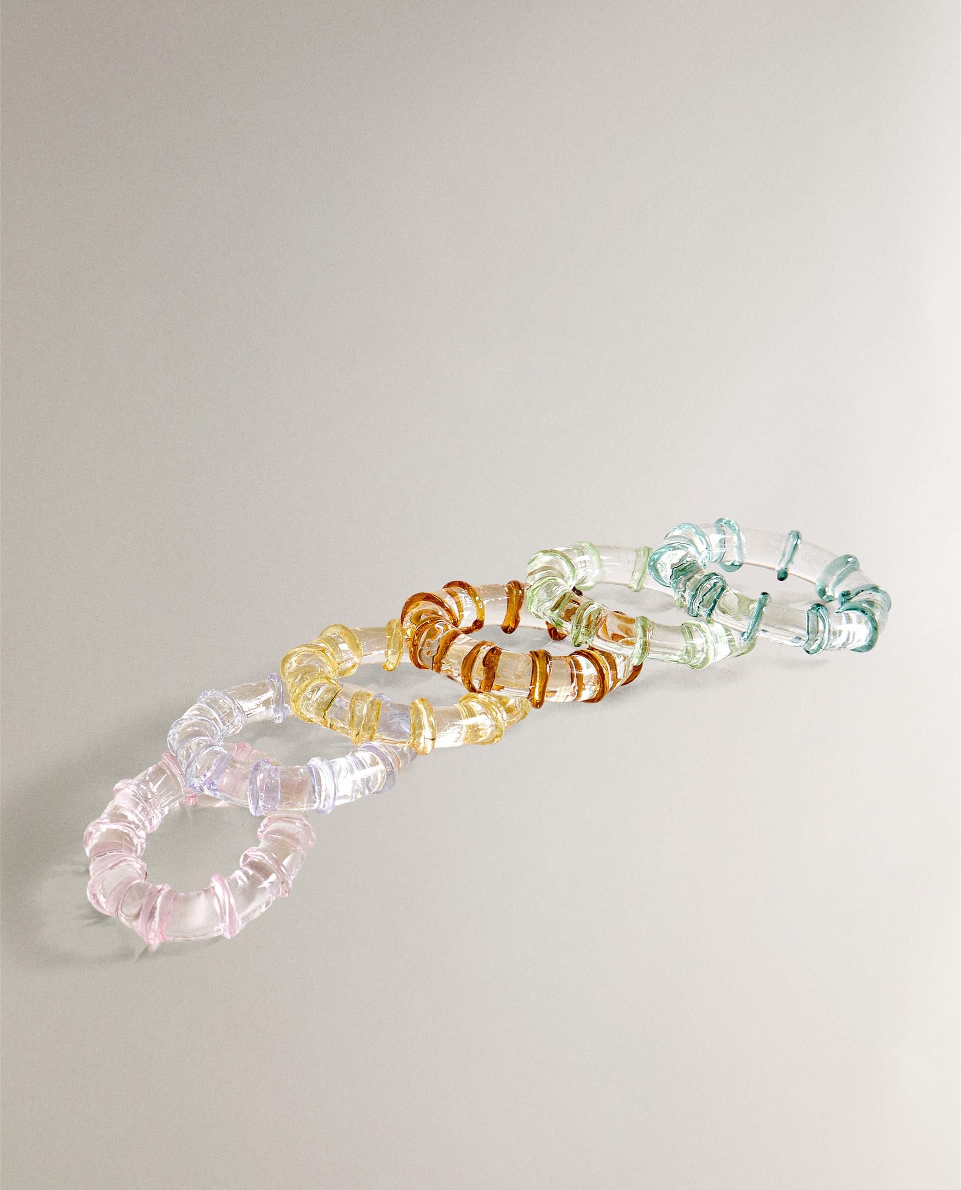 SET OF GLASS NAPKIN RINGS (SET OF 6)