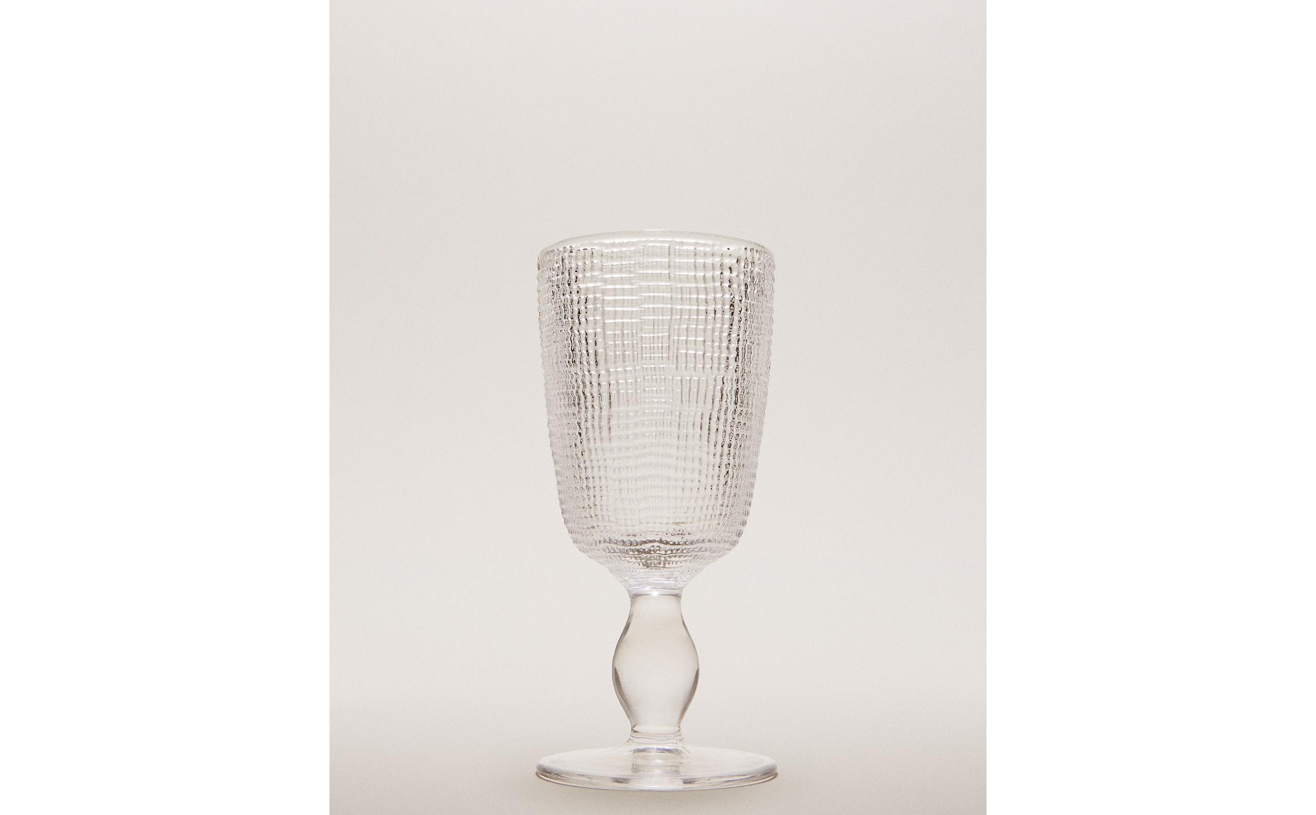 TUMBLER SET WITH RAISED DESIGN product thumbnail 16