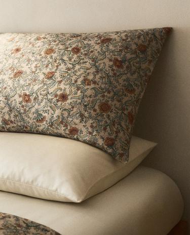 FLORAL PRINT SATEEN PILLOWCASE (300 THREAD COUNT)