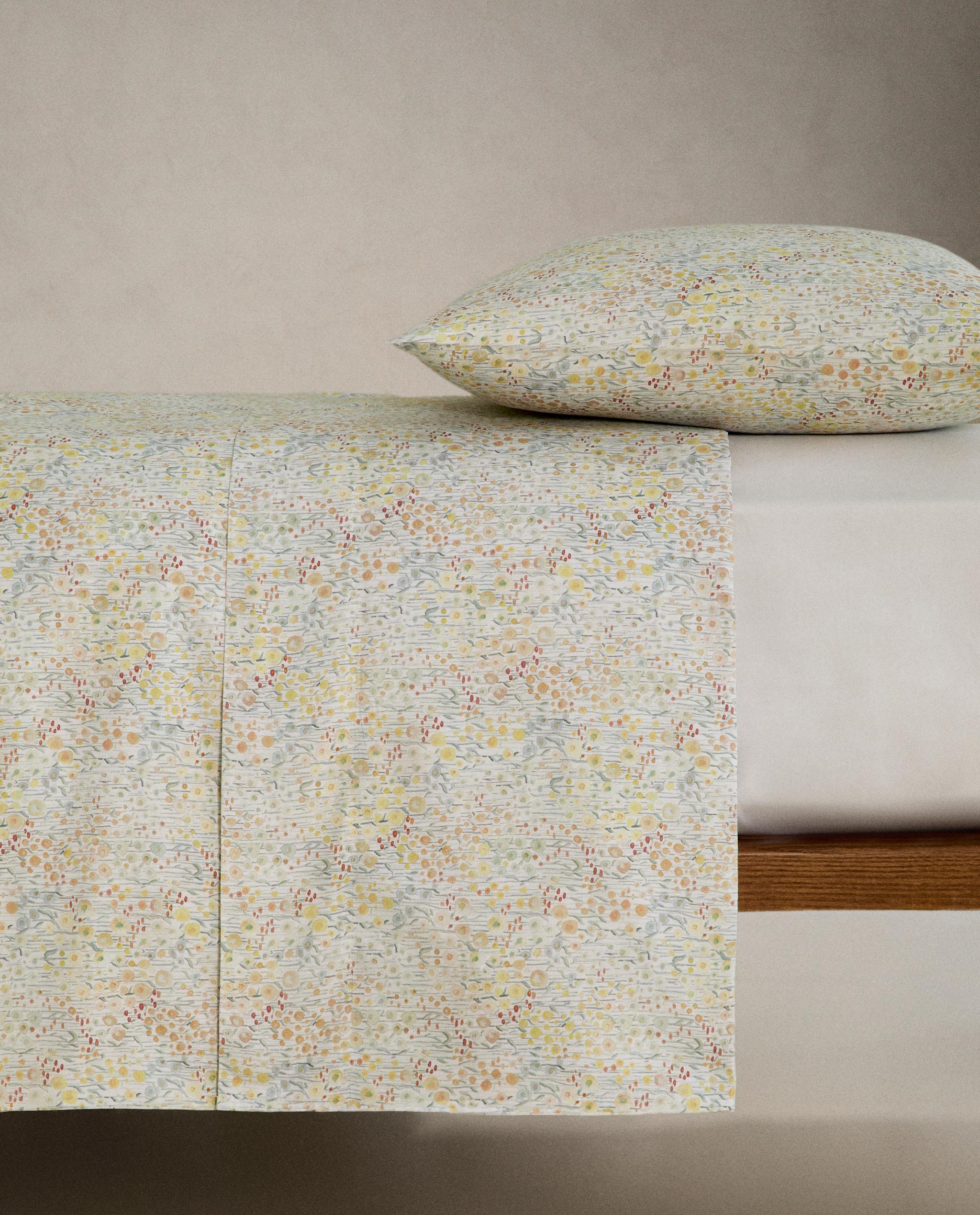 MINI FLORAL PRINT SATEEN FLAT SHEET product thumbnail 3