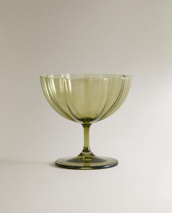 WAVY GLASS ICE-CREAM CUP