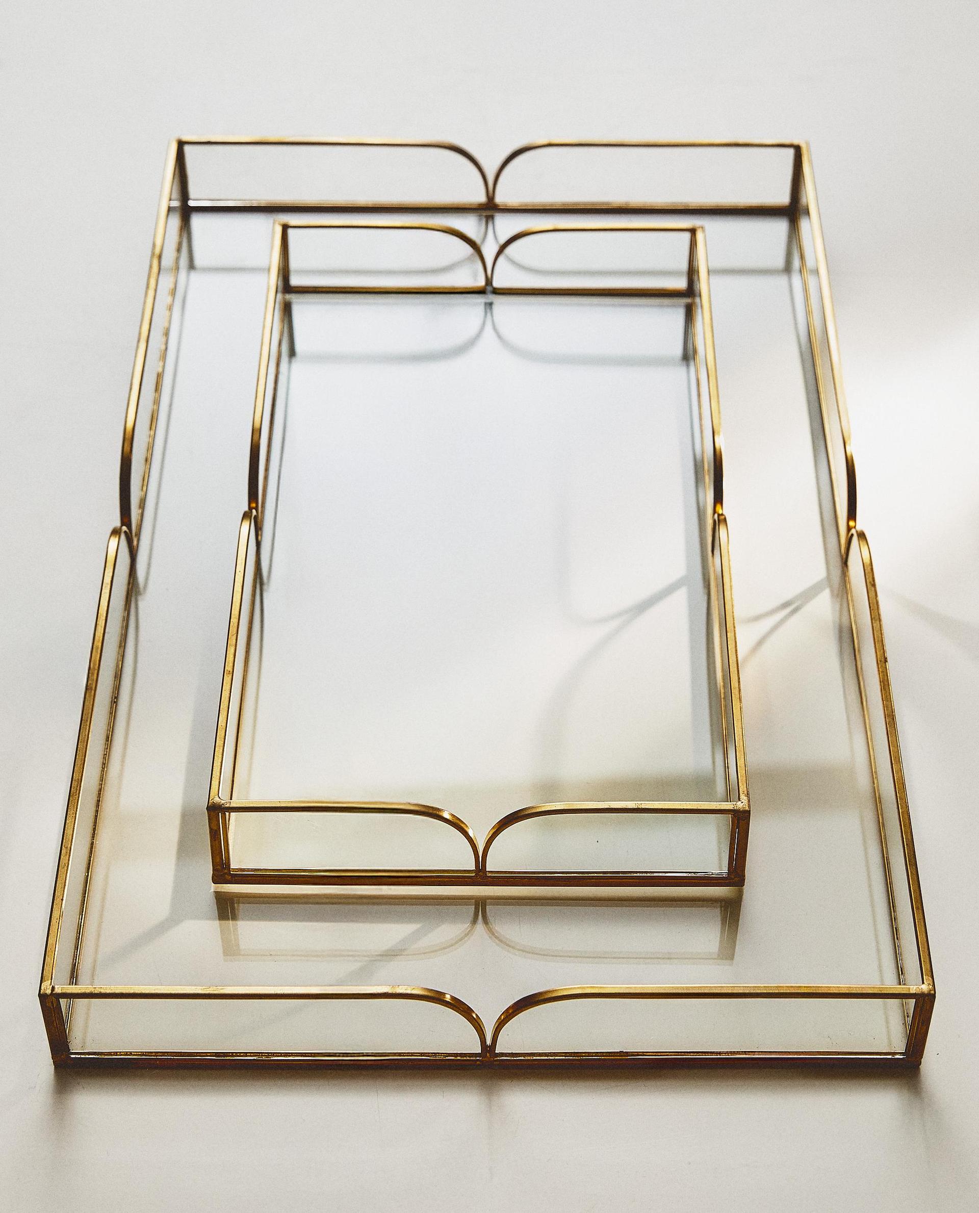 GLASS AND METAL TRAY GLASS AND METAL TRAY