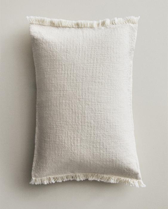 FRINGED CUSHION COVER FRINGED CUSHION COVER