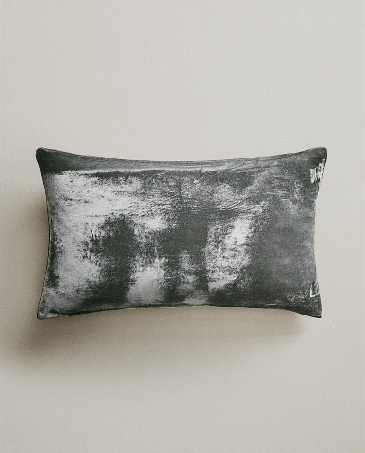 VELVET CUSHION COVER
