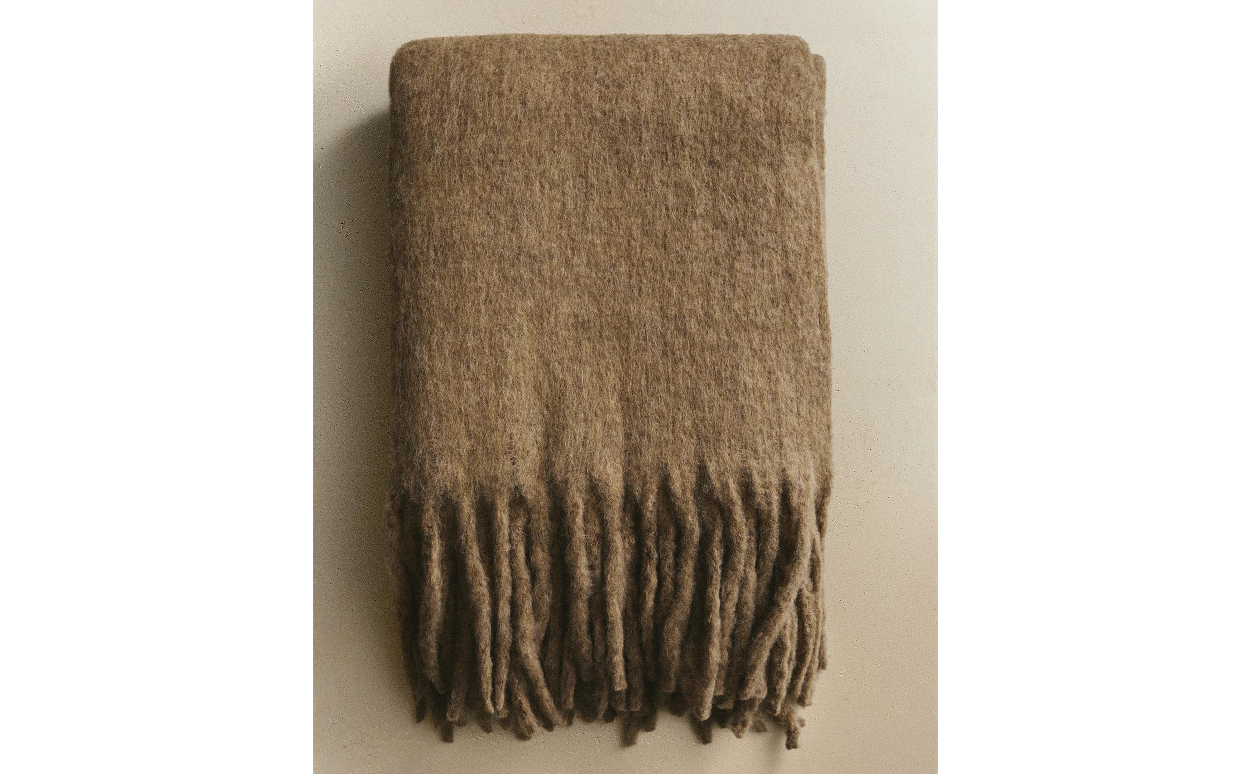 zara  ブランケット 43349004052-f.jpg?ts=1766504625918