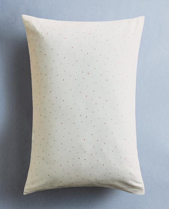 KIDS' POLKA DOT PILLOWCASE KIDS' POLKA DOT PILLOWCASE