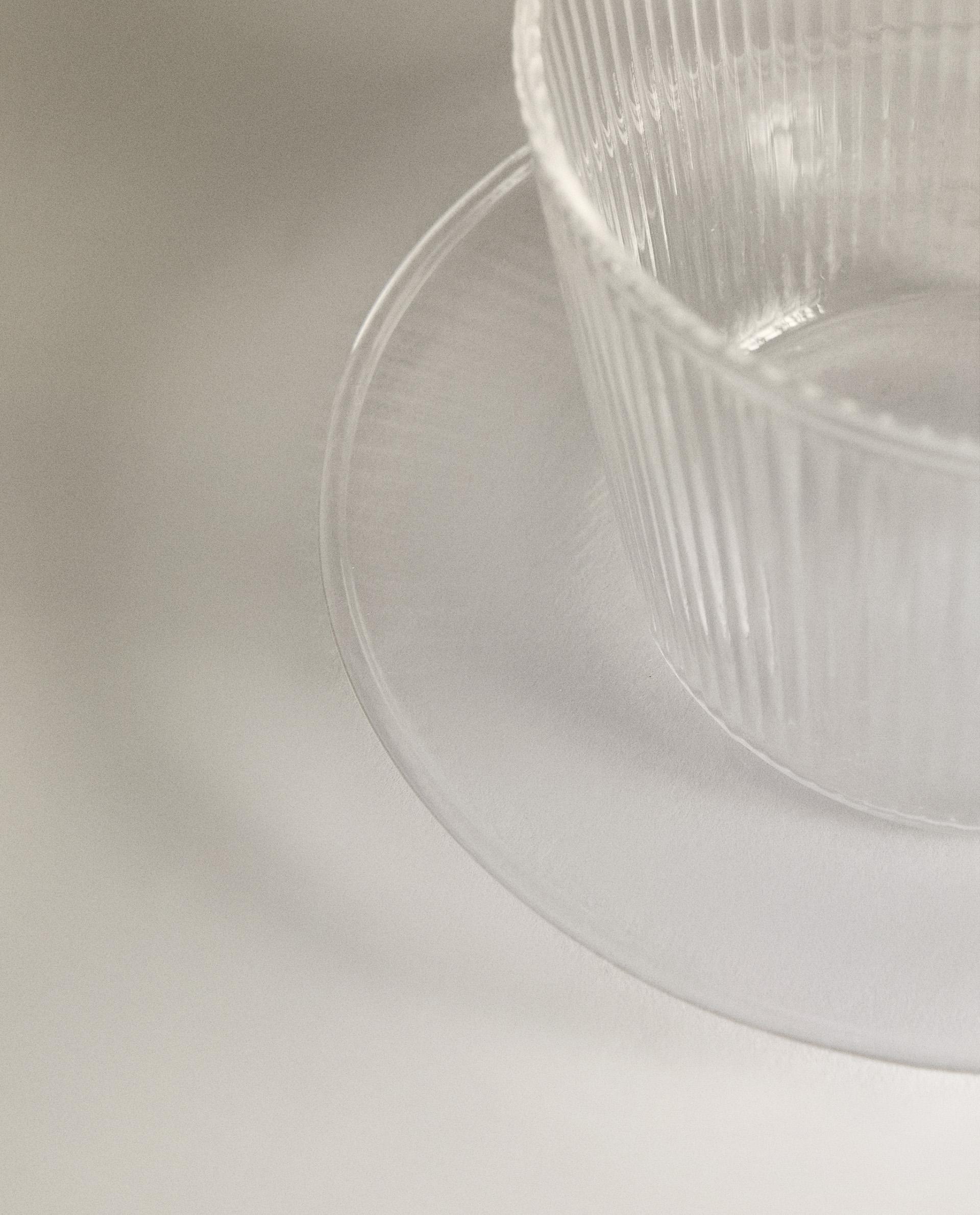 BOROSILICATE GLASS TEACUP AND SAUCER product thumbnail 5