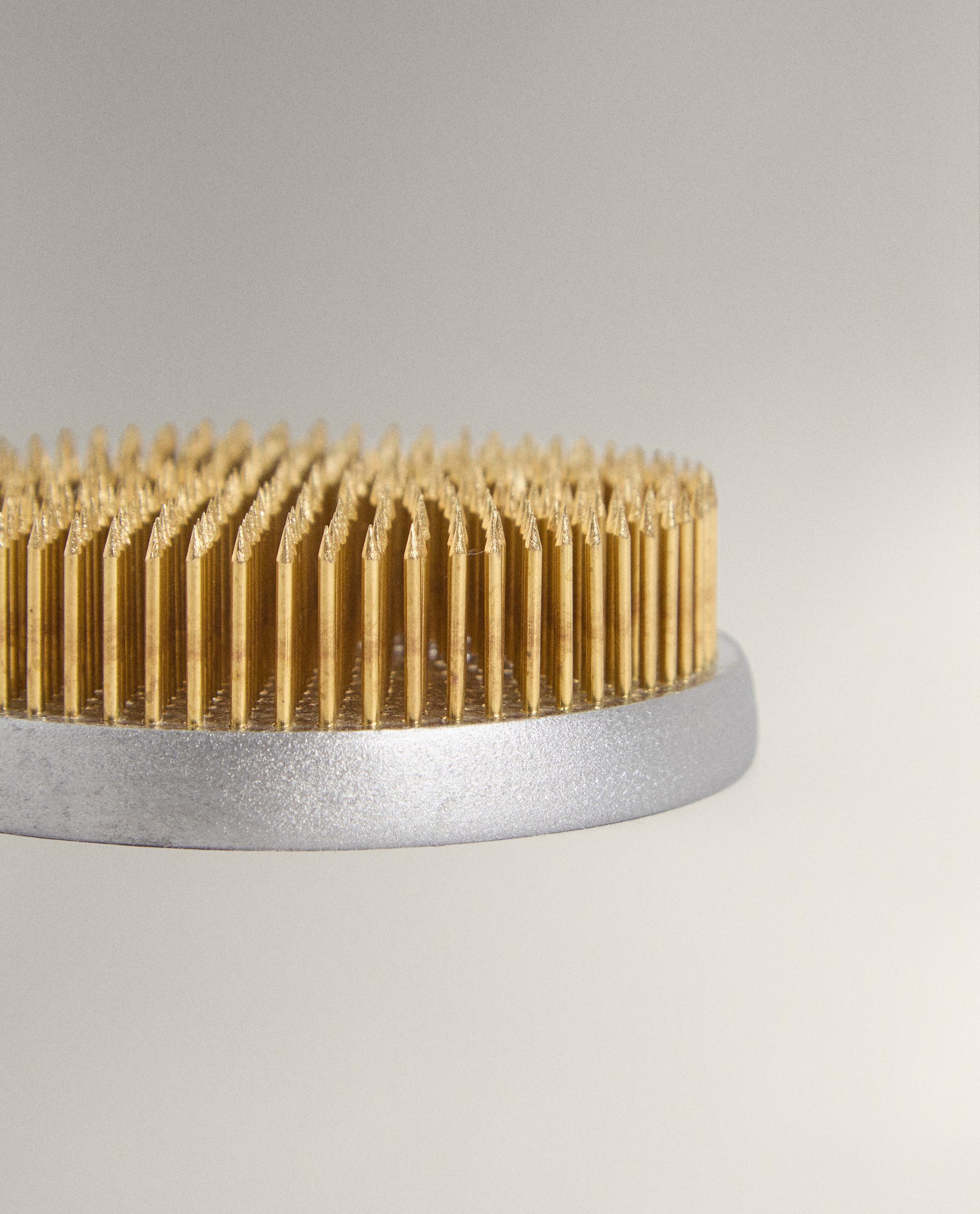 KENZAN FLOWER HOLDER product thumbnail 6