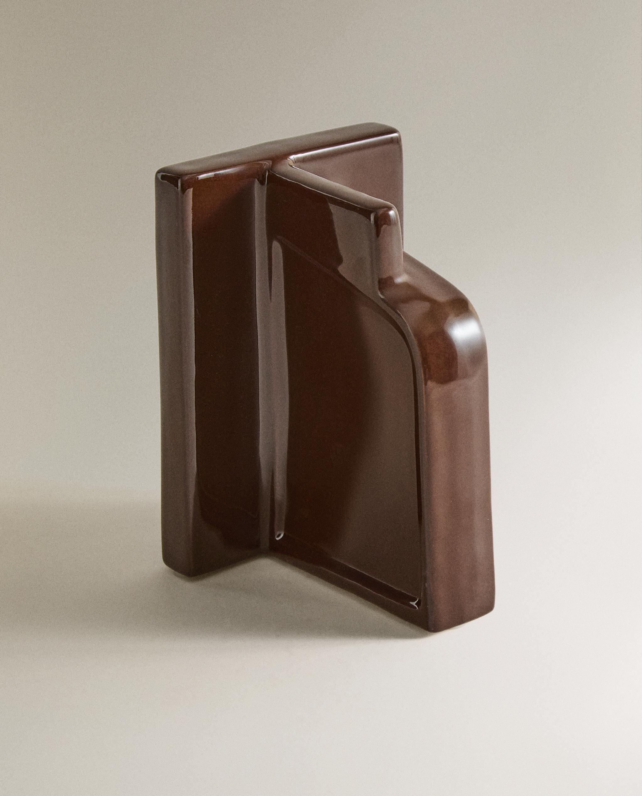 CERAMIC BOOKEND product thumbnail 6