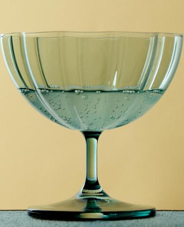 COUPE À GLACE EN VERRE ONDULÉ