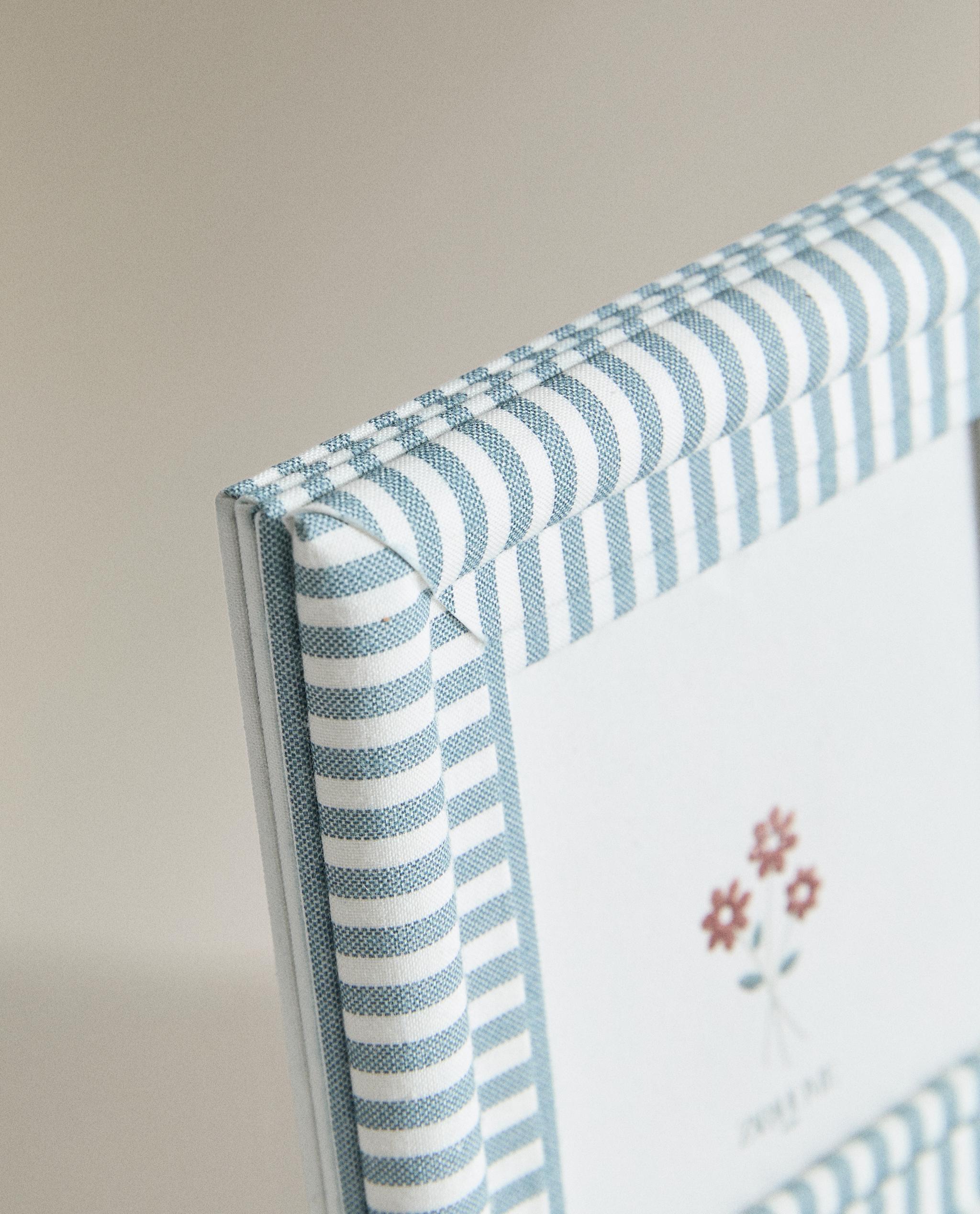 CHILDREN'S SQUARE STRIPED PHOTO FRAME product thumbnail 4