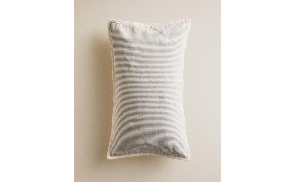 غلاف وسادة قطن مبطن مخطط للأطفال