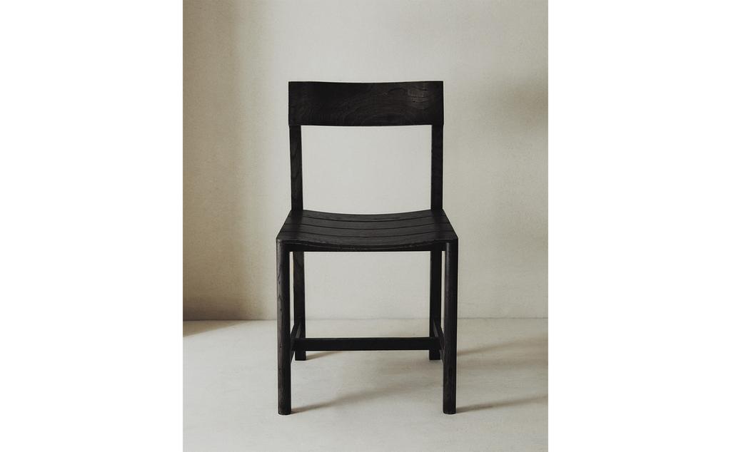 CHAIR 04