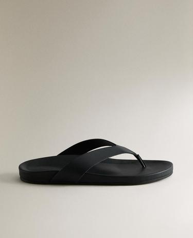THONG-TOE LEATHER SANDALS