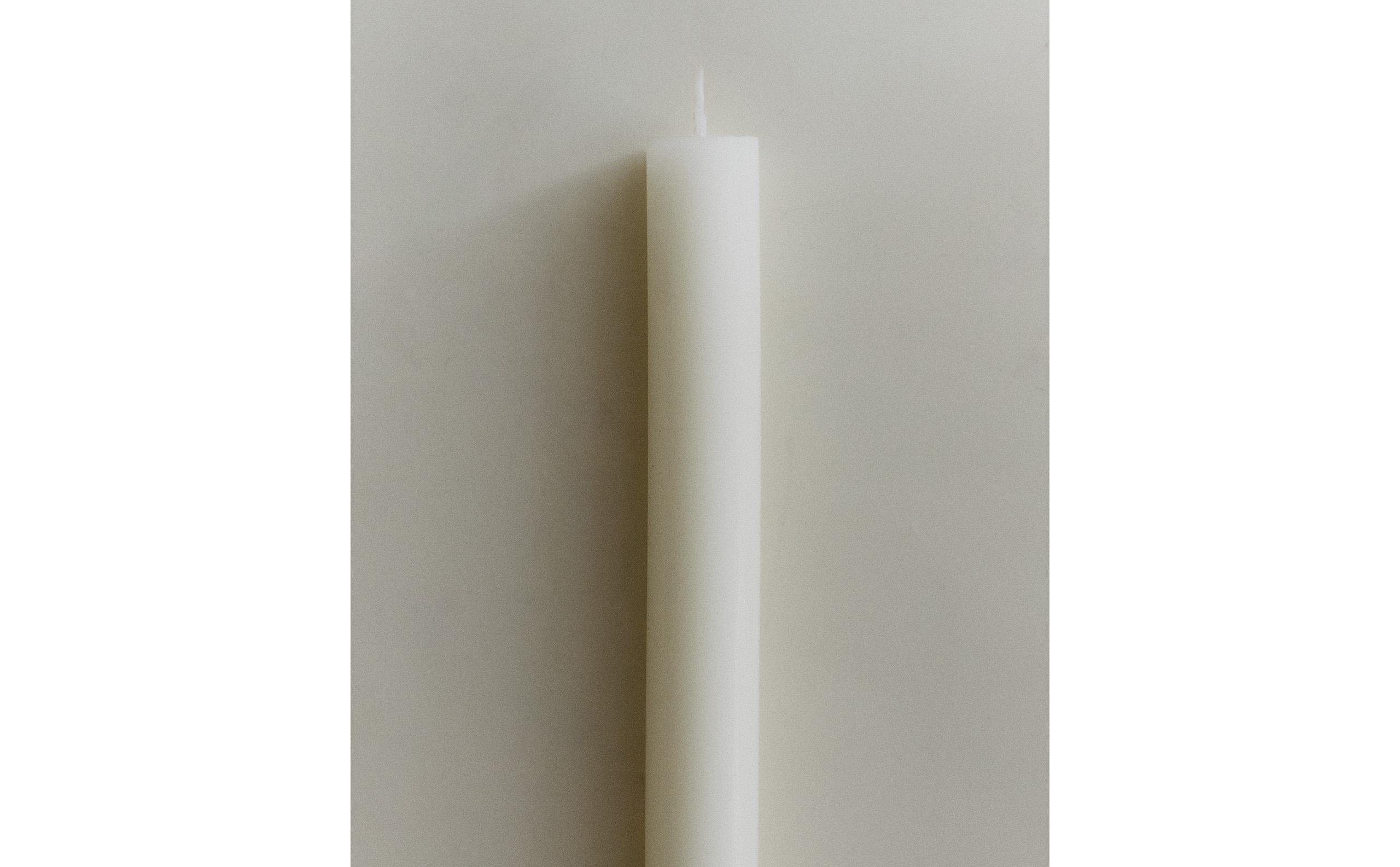 PACK OF LONG DECORATIVE CYLINDRICAL CANDLES (PACK OF 4) product thumbnail 12
