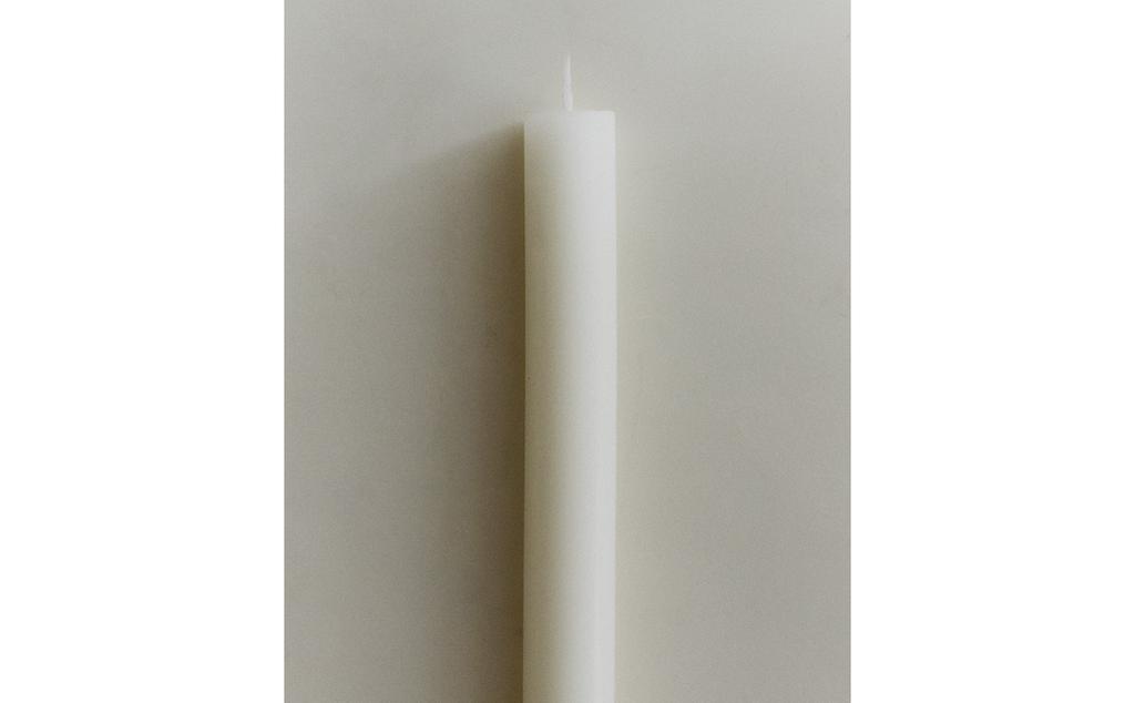 PACK OF LONG DECORATIVE CYLINDRICAL CANDLES (PACK OF 4) PACK OF LONG DECORATIVE CYLINDRICAL CANDLES (PACK OF 4)
