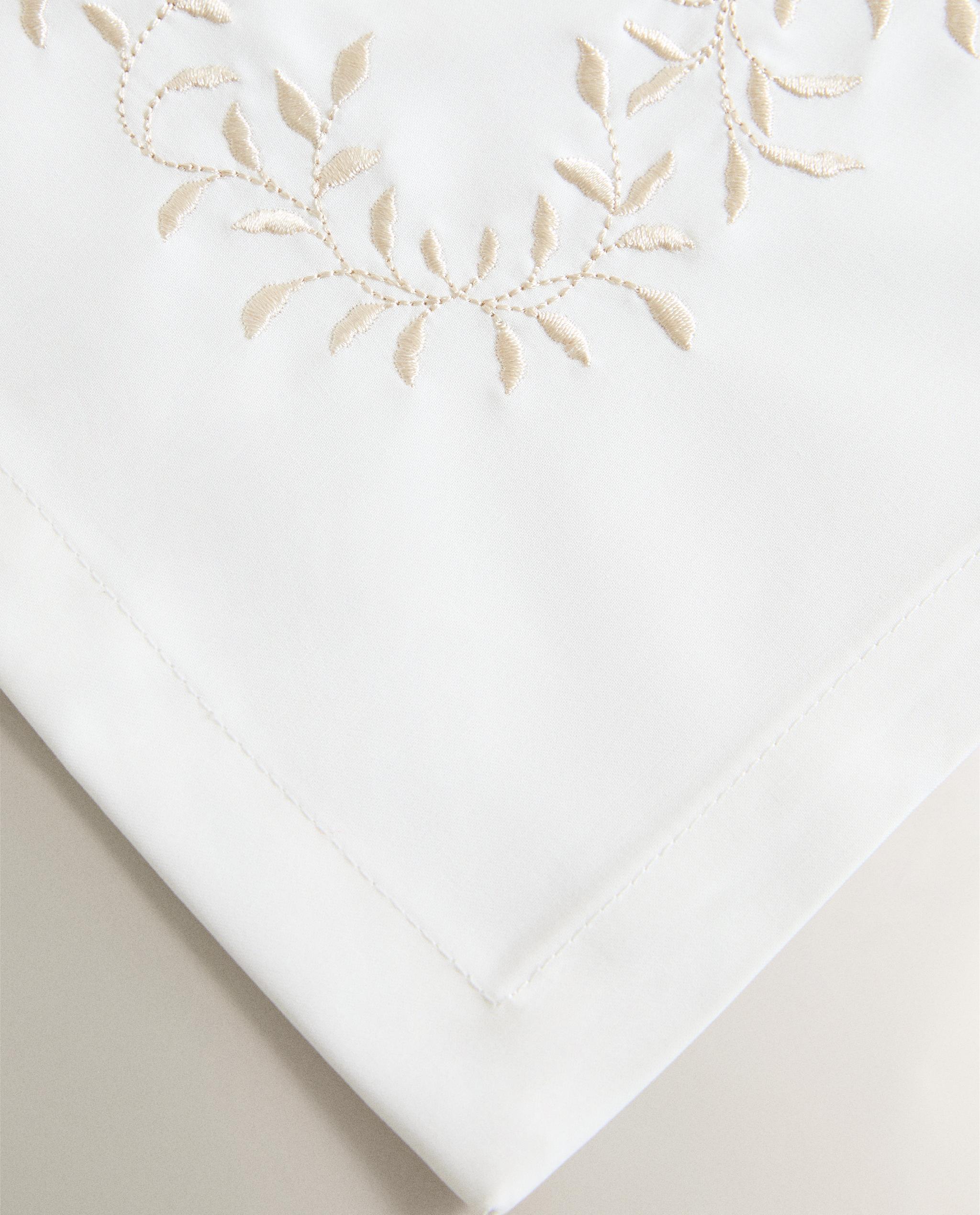 PACK OF EMBROIDERED SATIN NAPKINS (PACK OF 2) product thumbnail 4