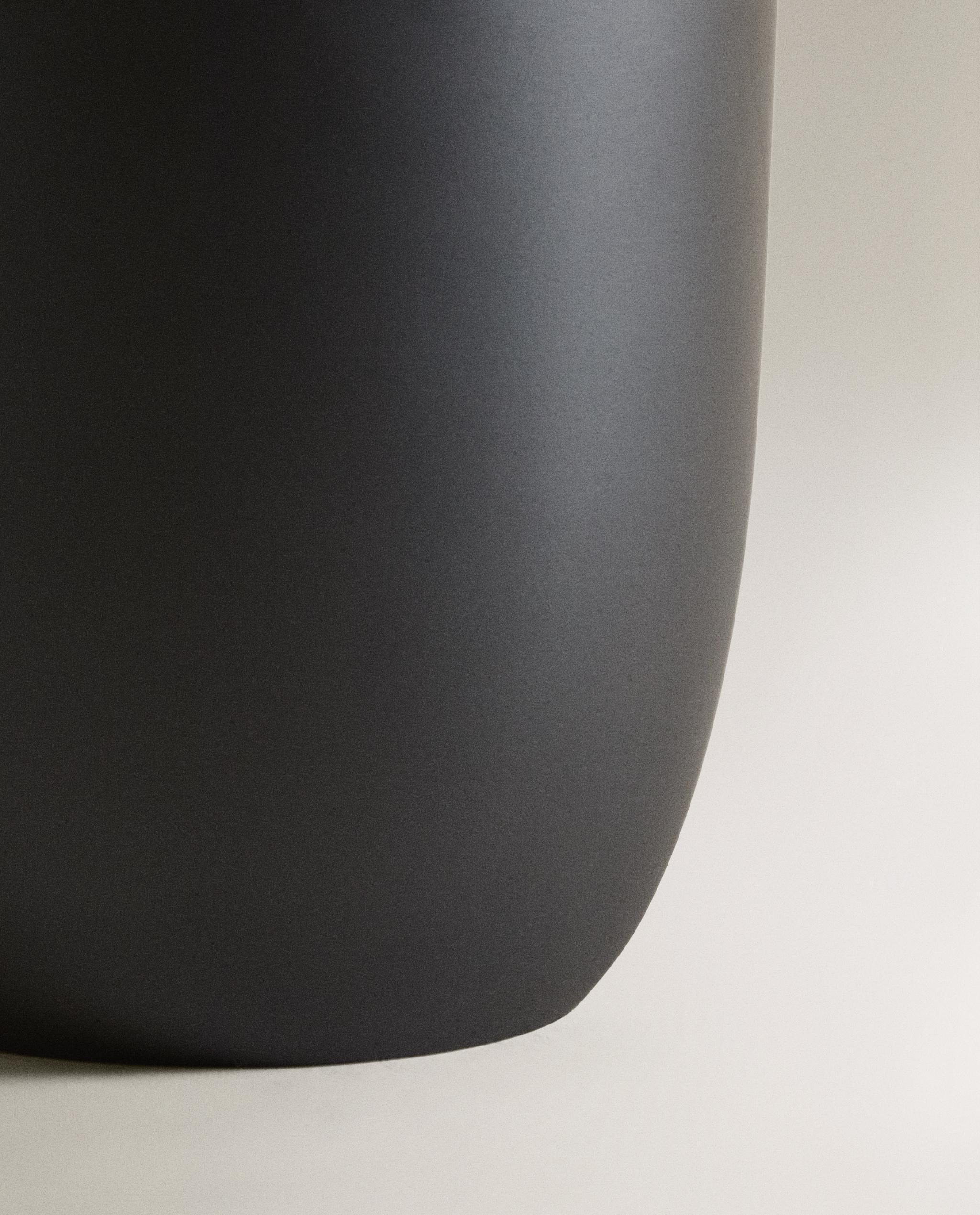 RESIN BATHROOM BIN product thumbnail 2