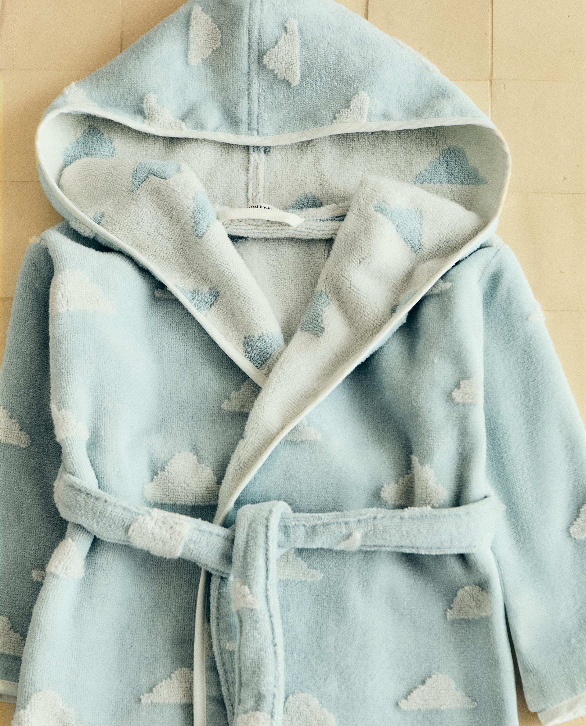 PEIGNOIR ENFANT VELOUR NUAGES TOY STORY ©DISNEY - Main Image