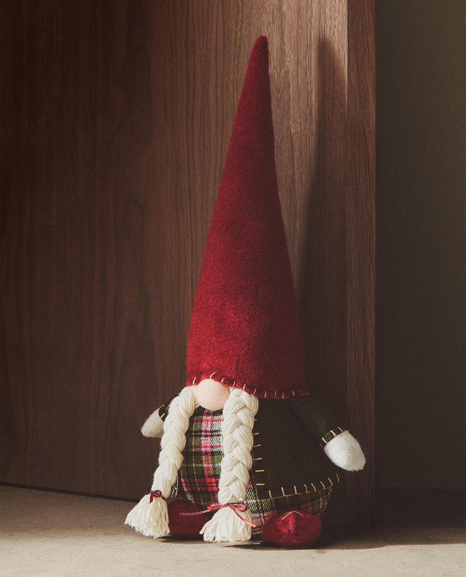 CHRISTMAS GNOME DOORSTOP | Zara Home Kosovë