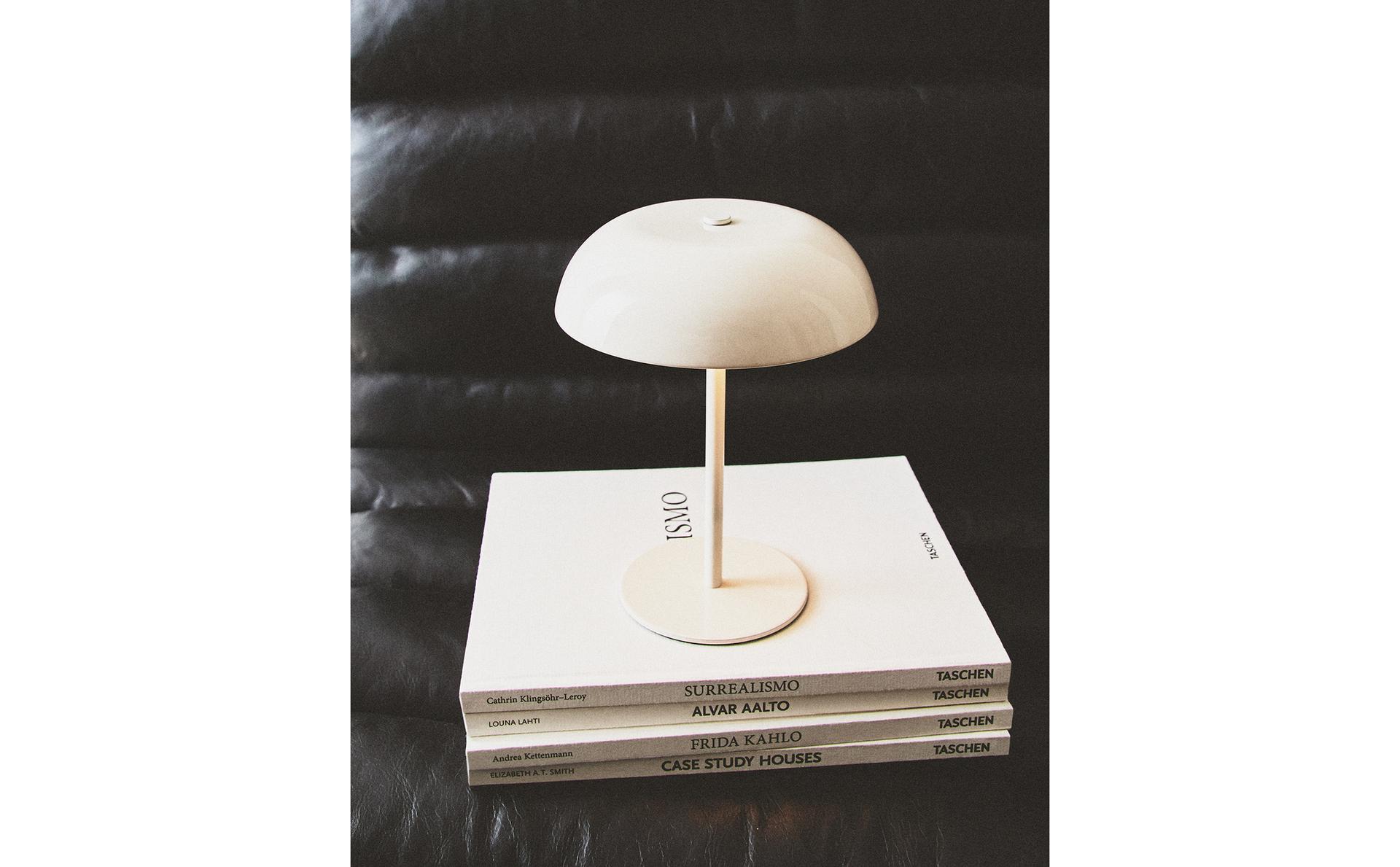 TEK RENKLİ DOKUNMATİK ABAJUR