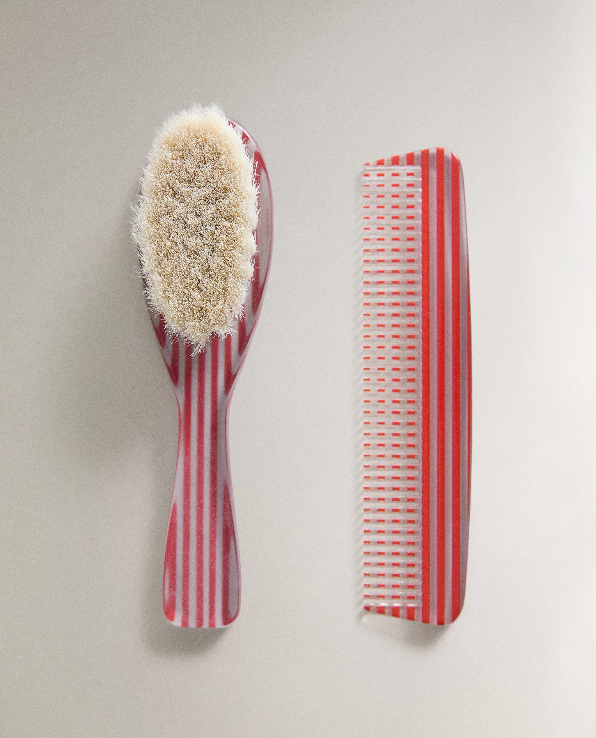 STRIPED BABY BRUSH AND COMB SET product thumbnail 2