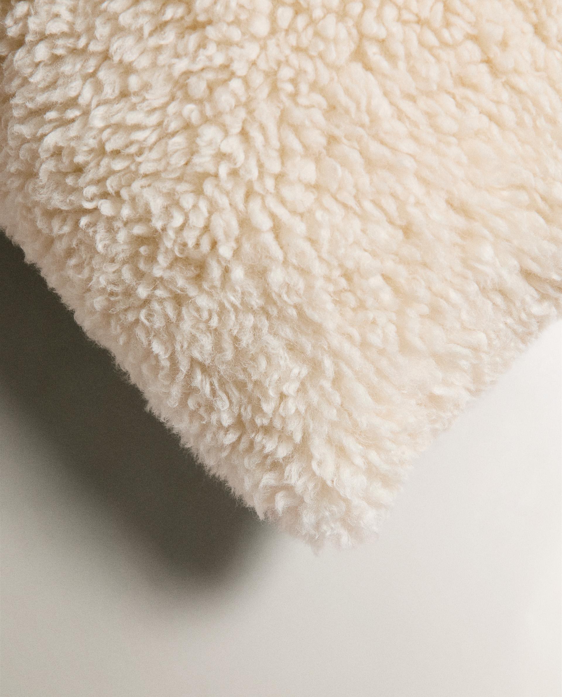 FAUX SHEARLING THROW PILLOW COVER