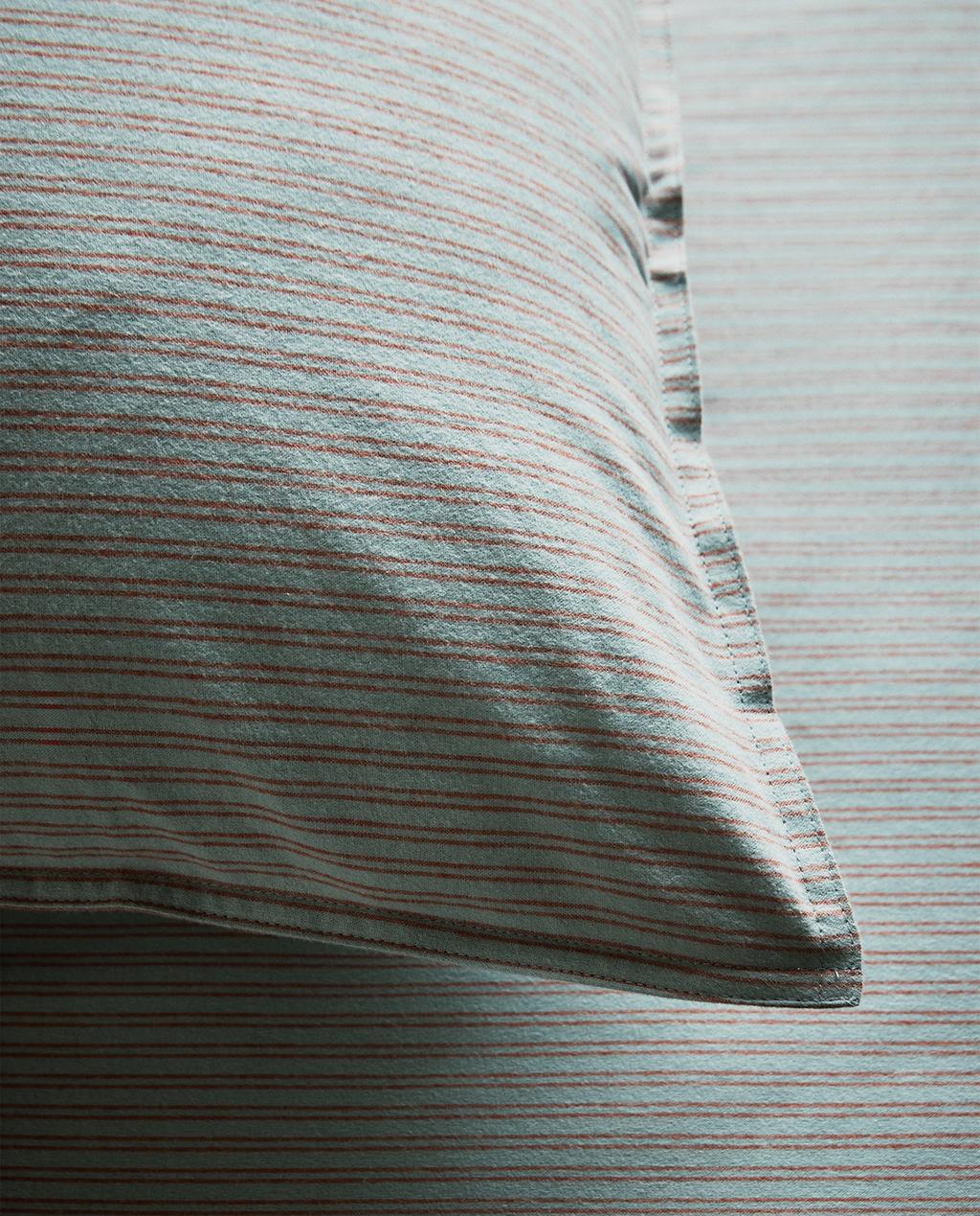 KIDS' STRIPED FLANNEL PILLOWCASE KIDS' STRIPED FLANNEL PILLOWCASE