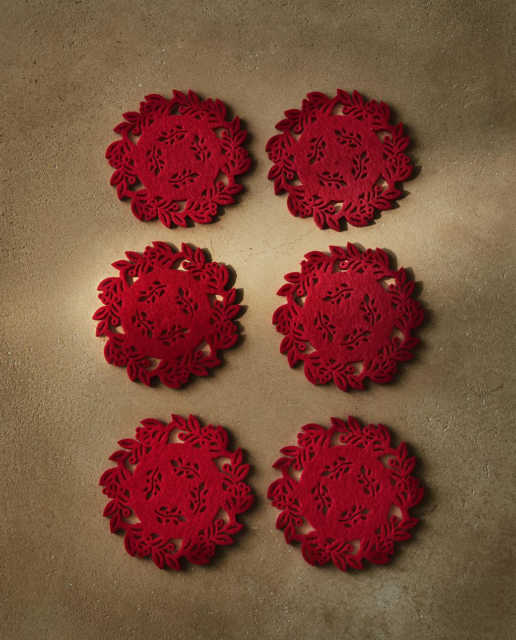 SET OF CHRISTMAS HOLLY FELT COASTERS (SET OF 6)