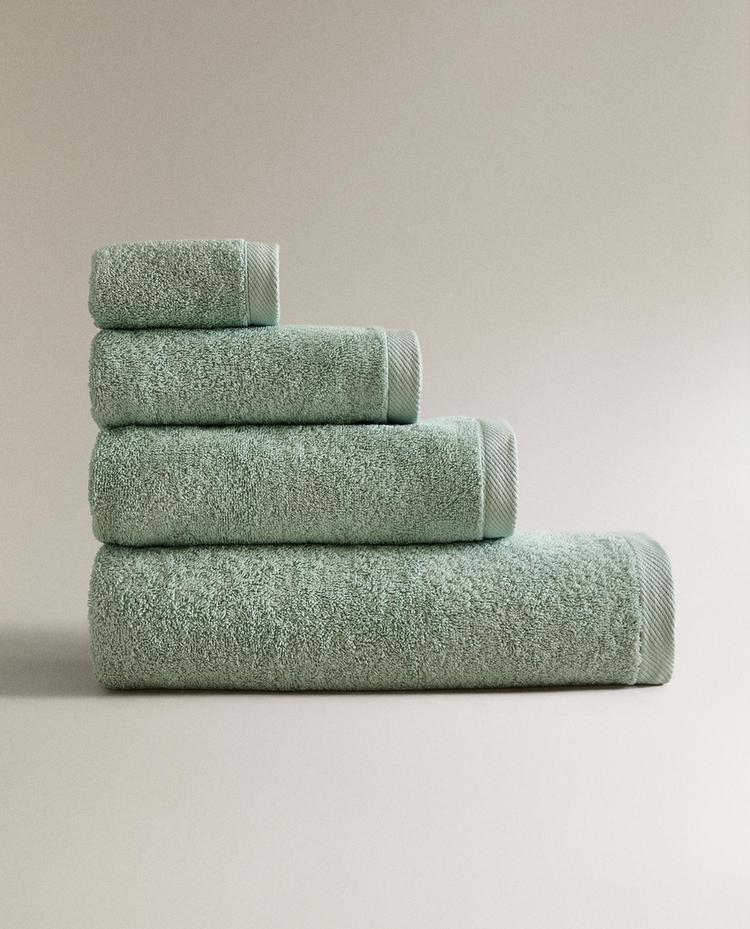 PLAIN COTTON TERRY BATH TOWEL (500 GXM²)