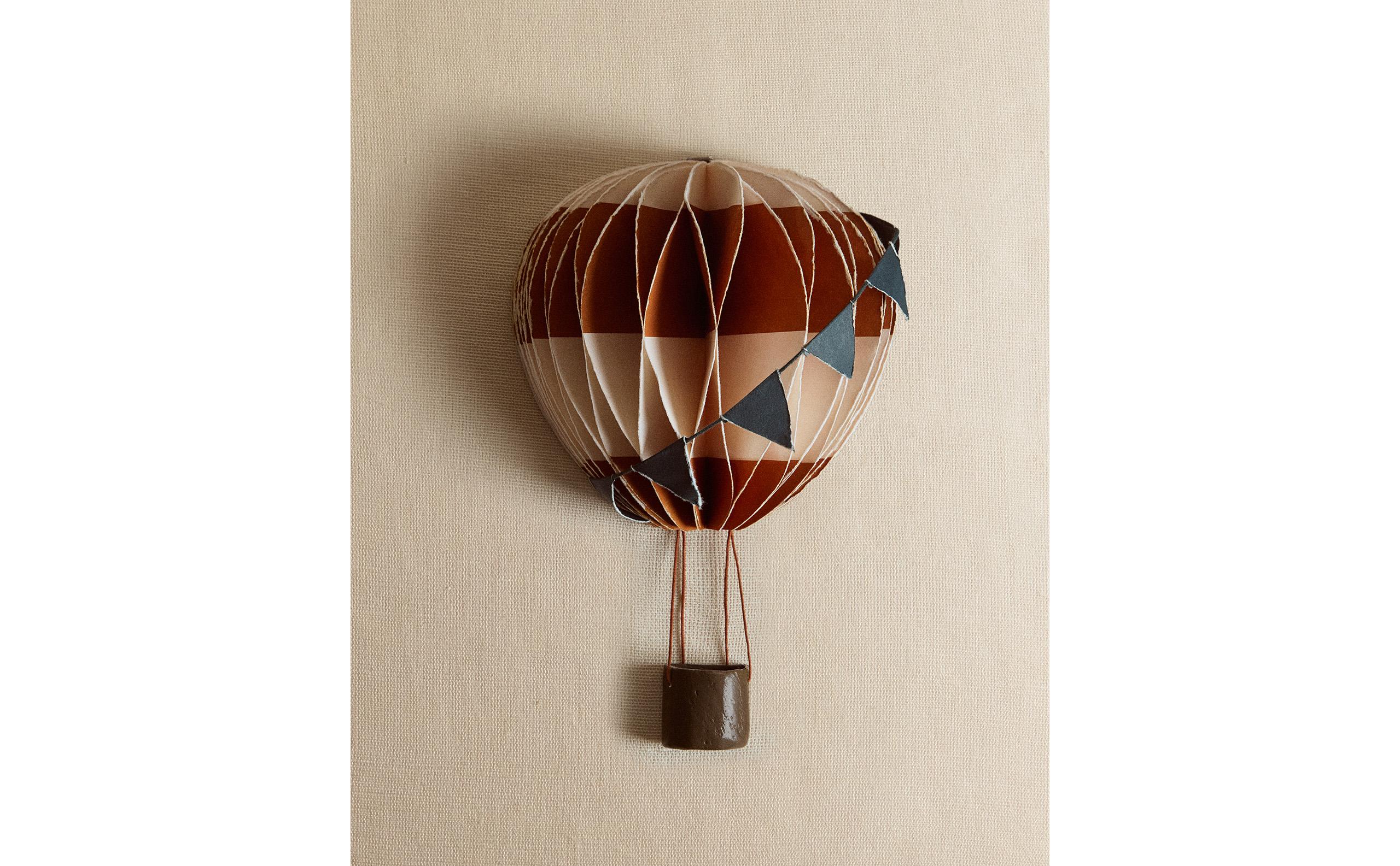 COLOURED PAPER WALL BALLOON (16 CM) product thumbnail 6