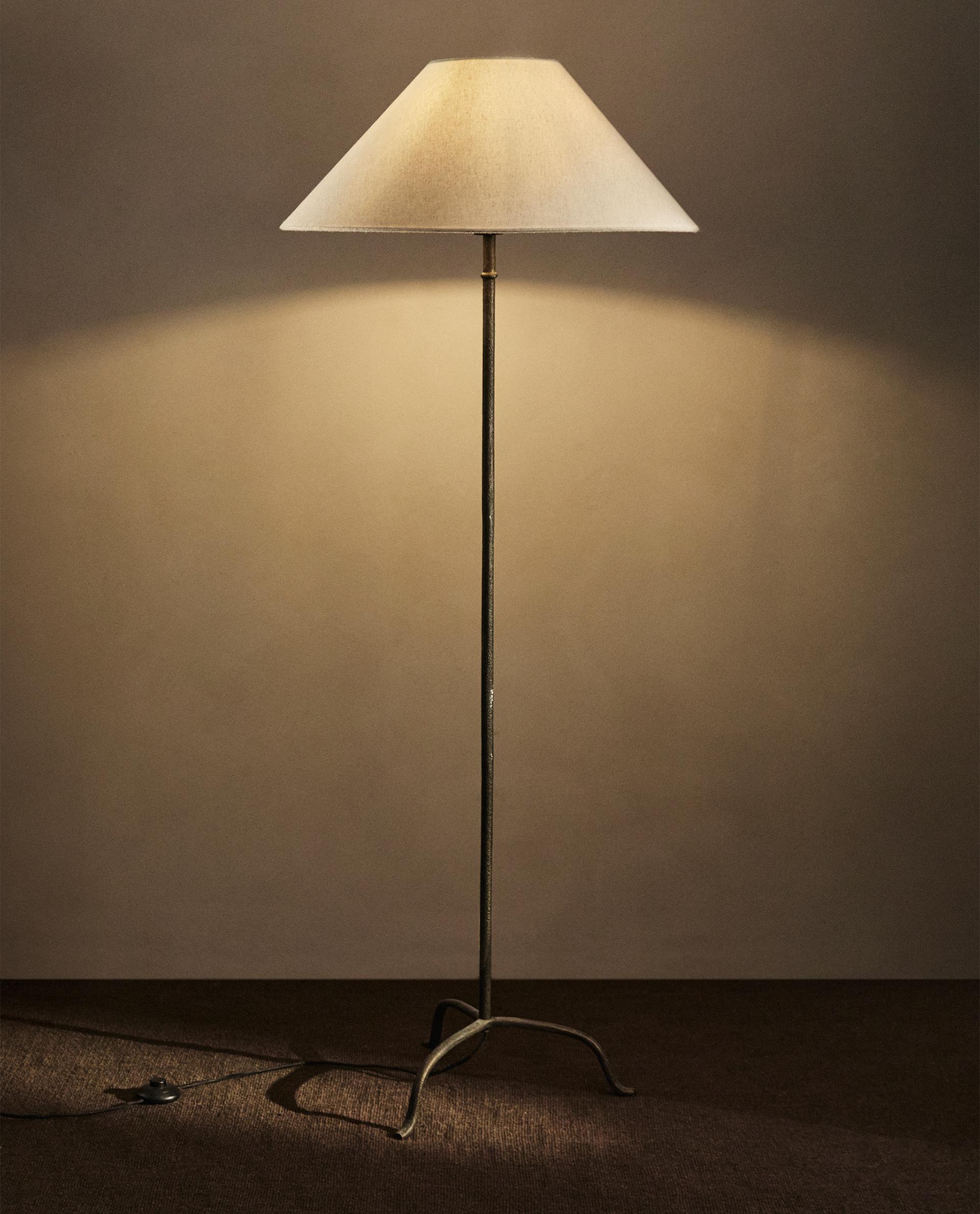 Floor store lamp