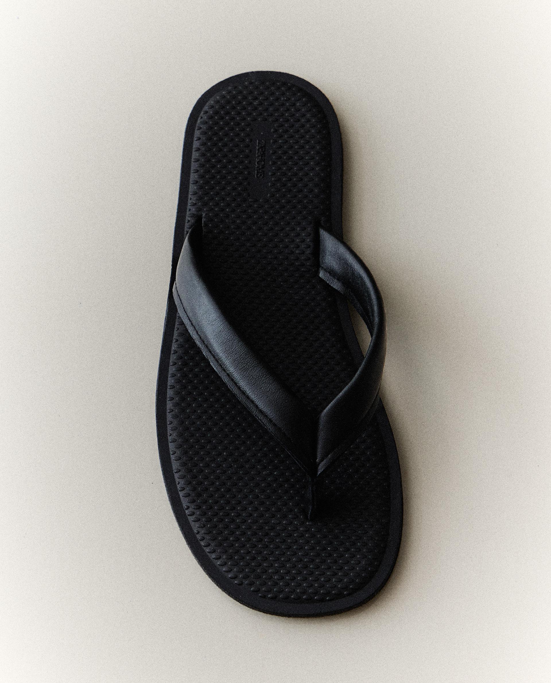 Sandały z paskiem na nóżce Sandały z paskiem na nóżce