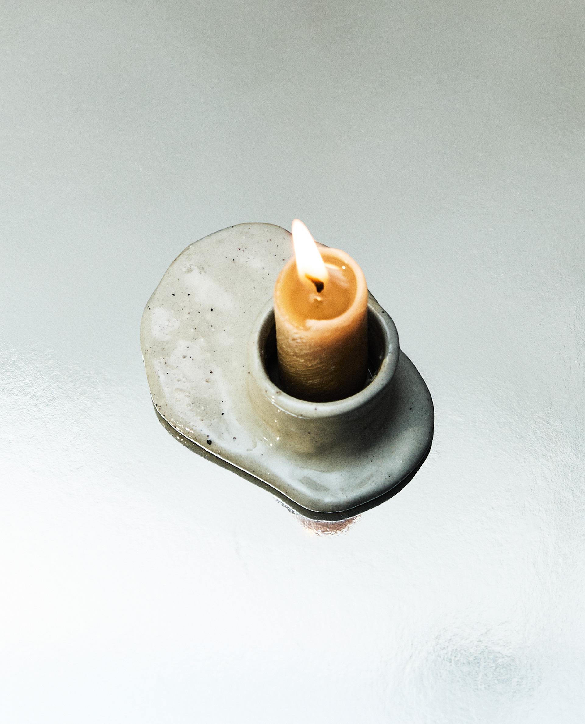 CERAMIC TEALIGHT HOLDER