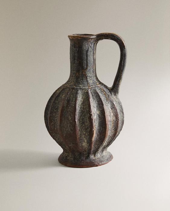 אגרטל מחימר עם ידית