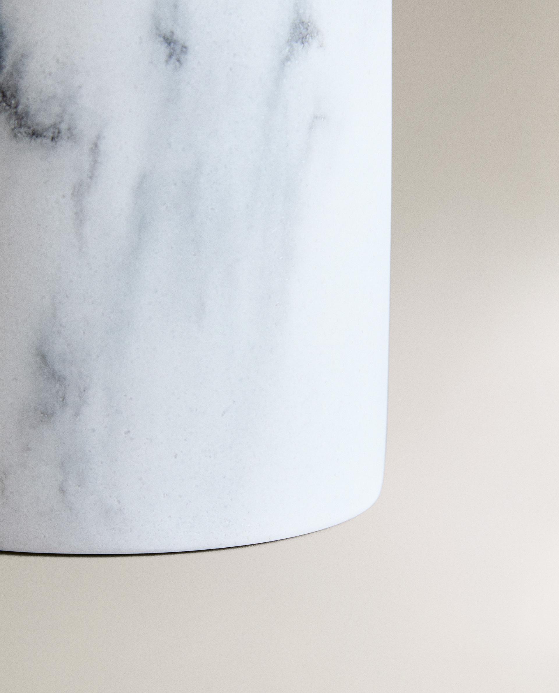 MARBLE-EFFECT RESIN BATHROOM SET product thumbnail 13