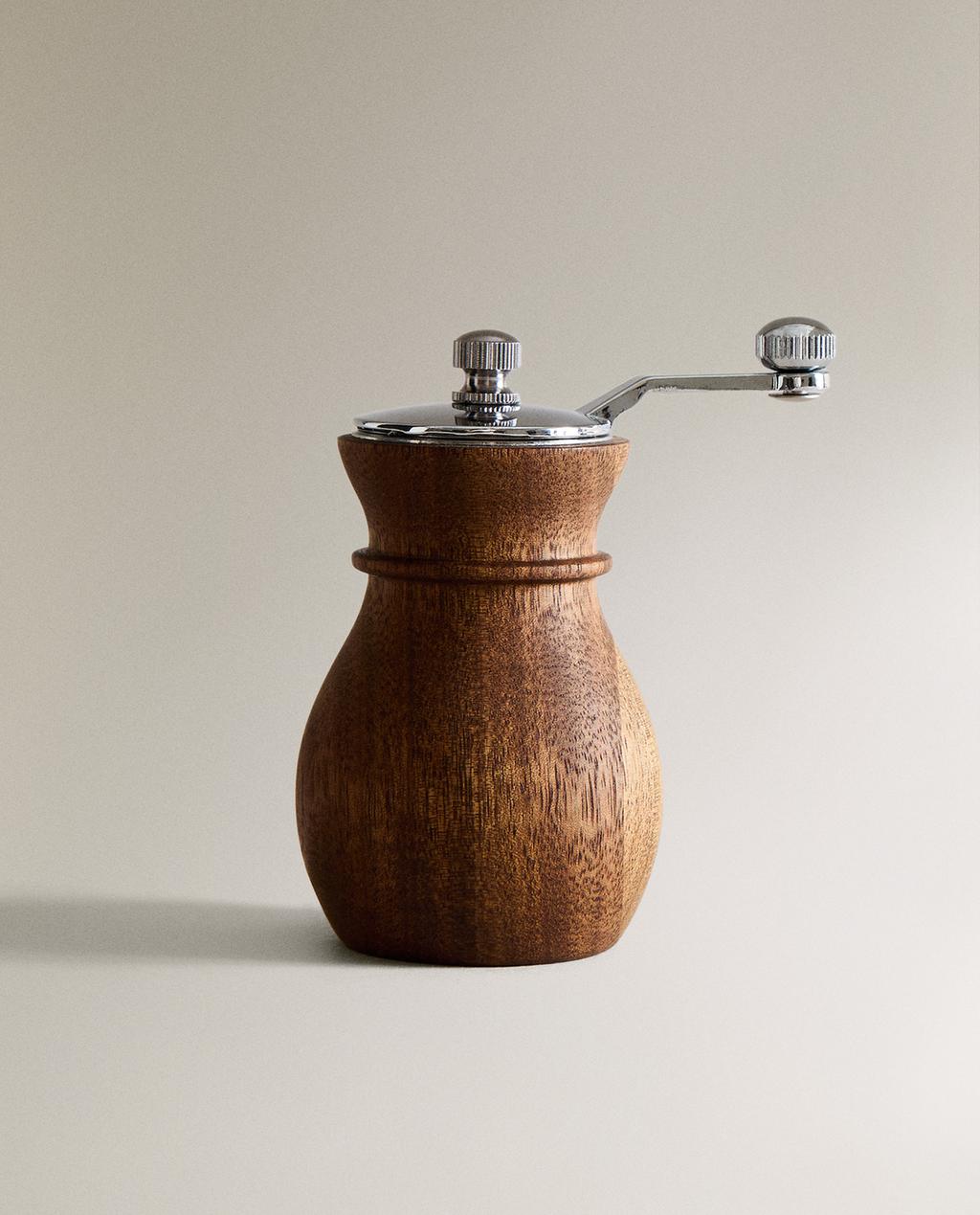 WOODEN PEPPER MILL WITH STEEL LID WOODEN PEPPER MILL WITH STEEL LID