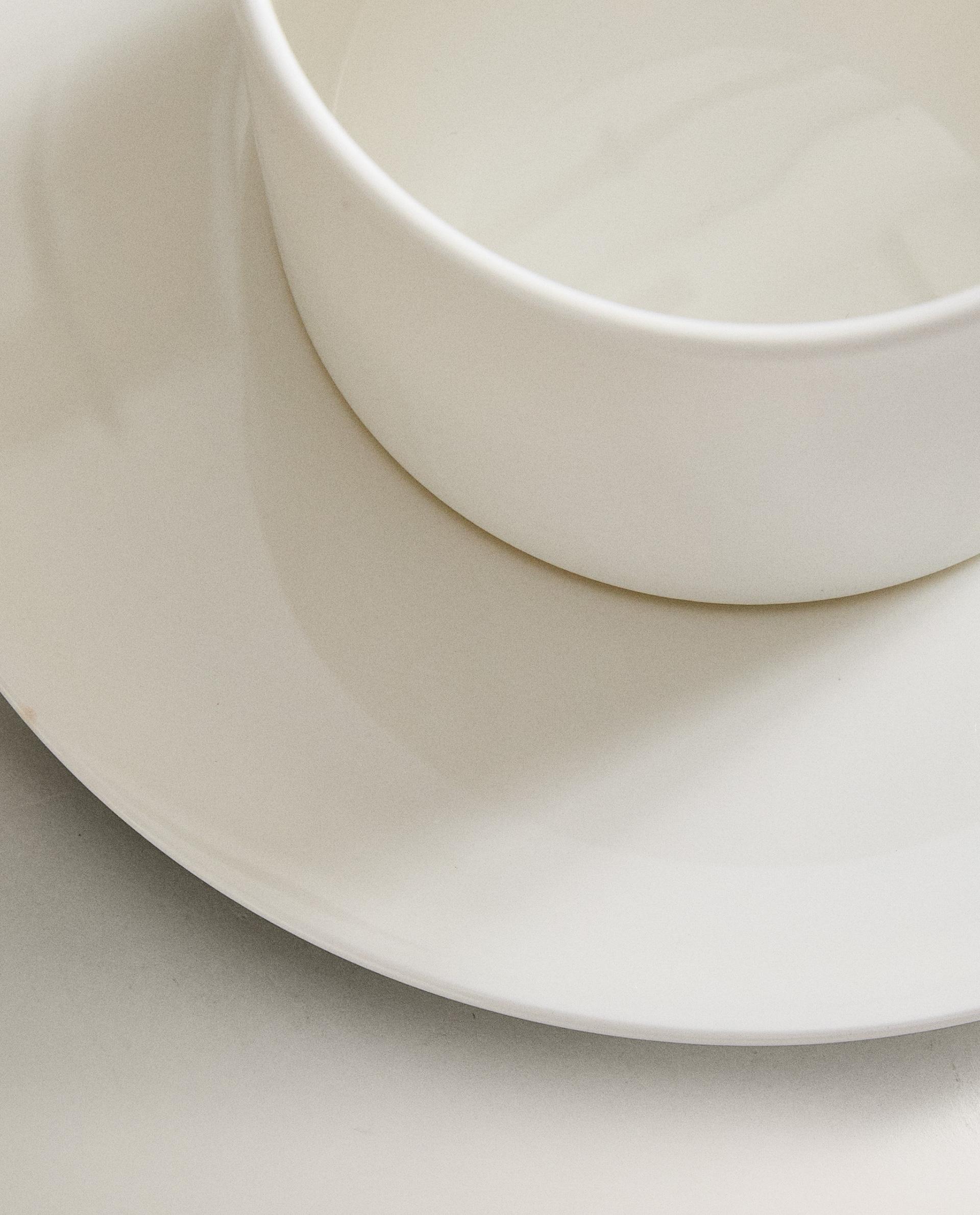 BONE CHINA TEACUP AND SAUCER product thumbnail 6