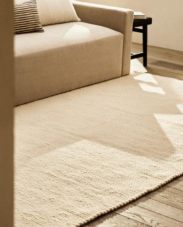 WOOL AND COTTON AREA RUG