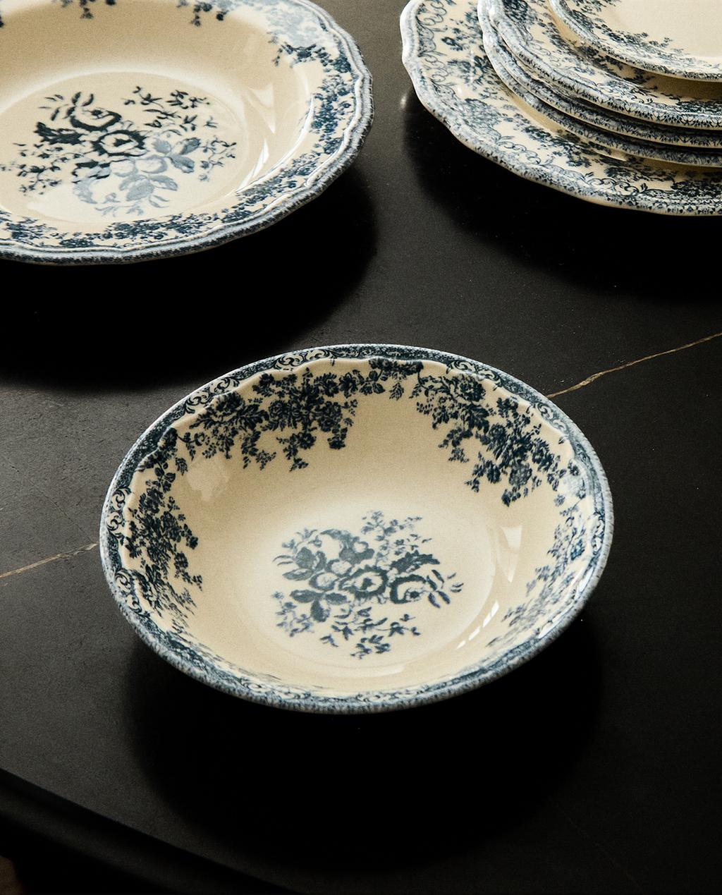 BLUE FLORAL EARTHENWARE TABLEWARE