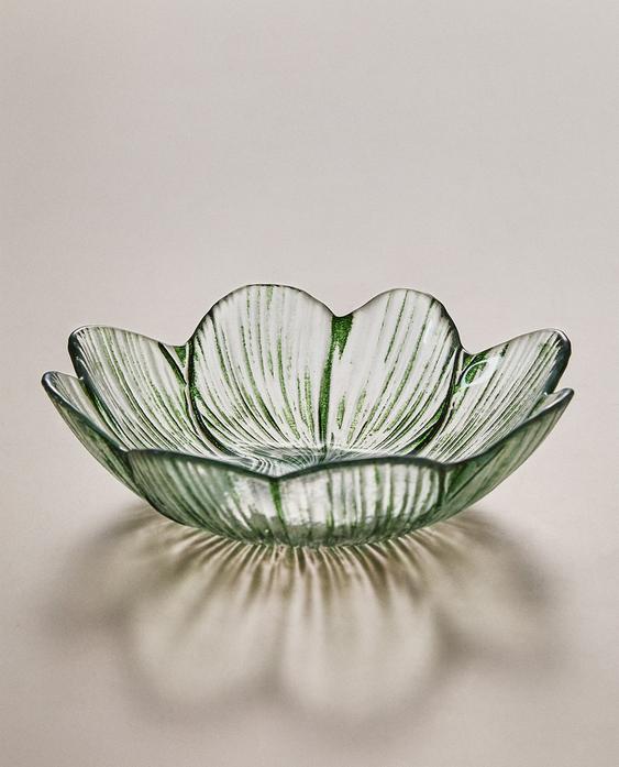 CLOVER GLASS BOWL CLOVER GLASS BOWL