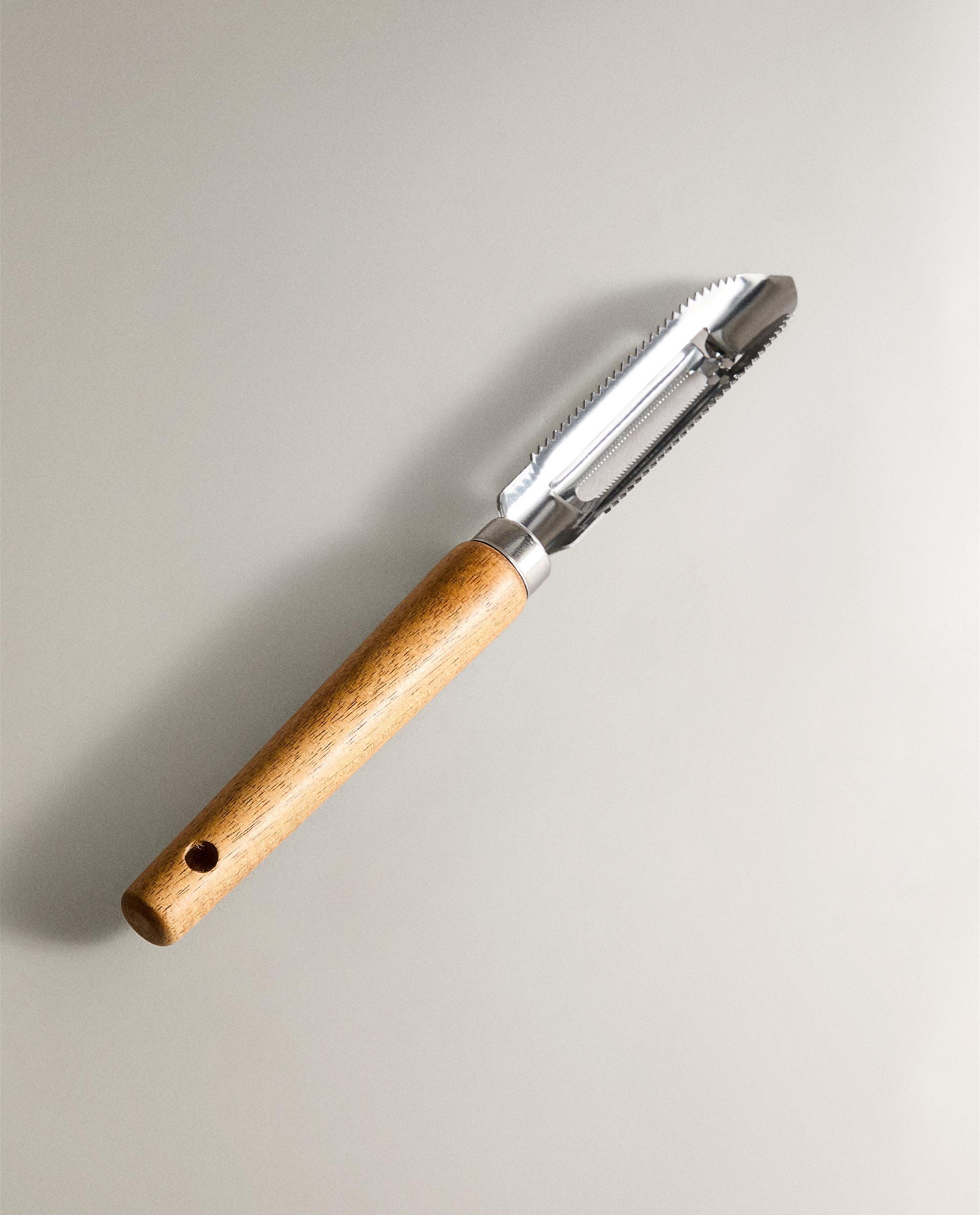 KITCHEN PEELER WITH WOODEN HANDLE | Zara Home United States of America
