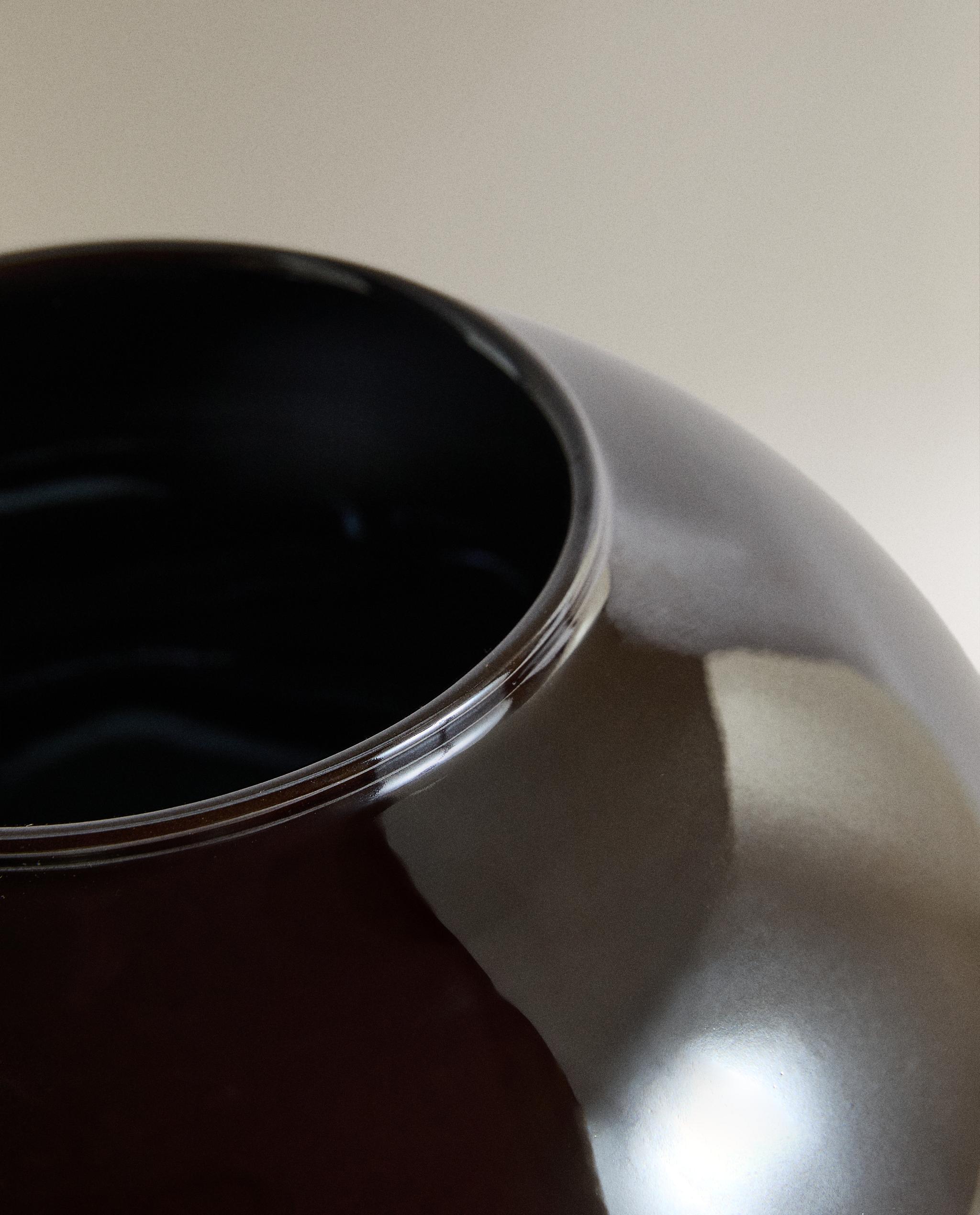 GLOSS SPHERE VASE product thumbnail 7