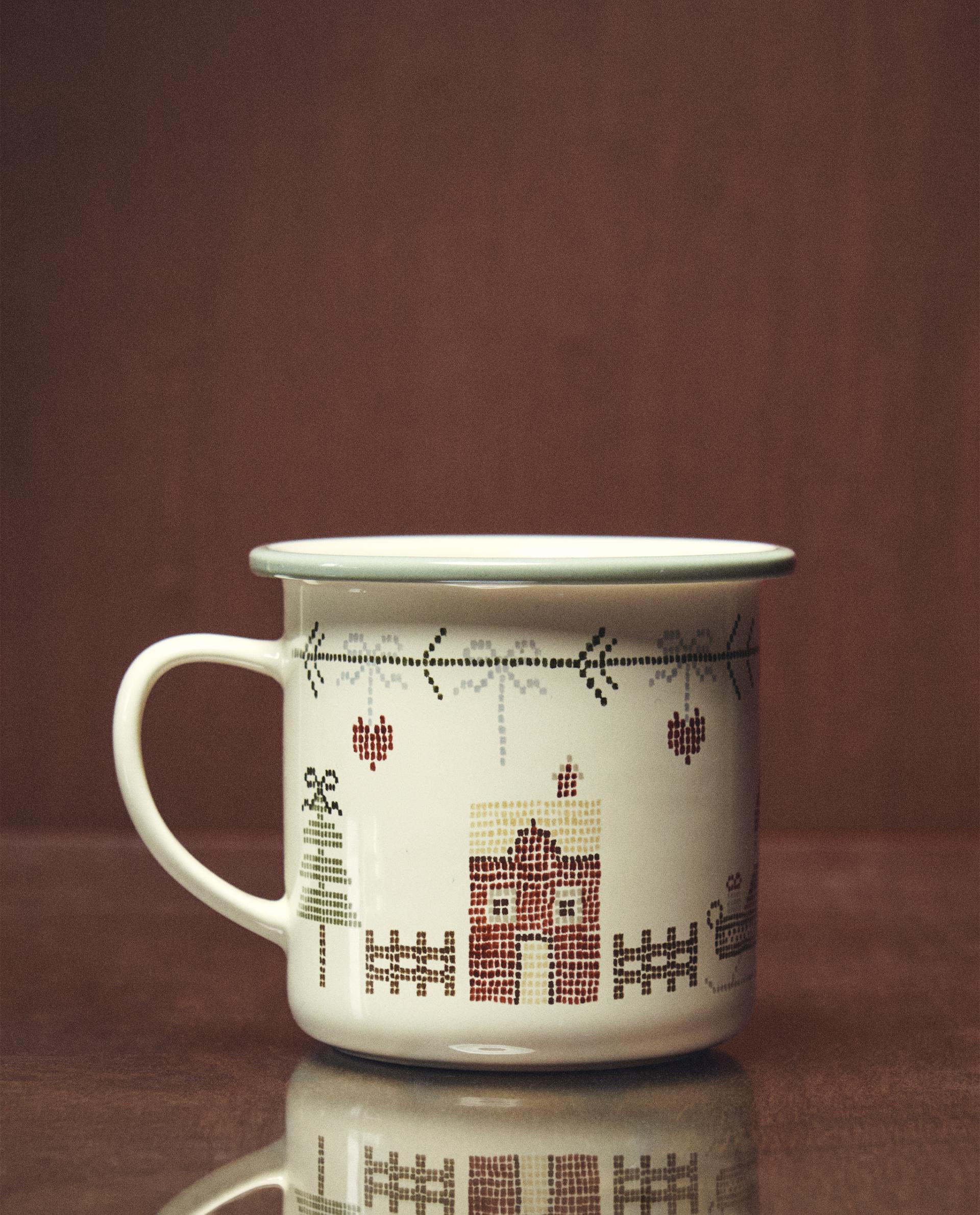 CHILDREN’S STONEWARE CHRISTMAS TRAIN MUG