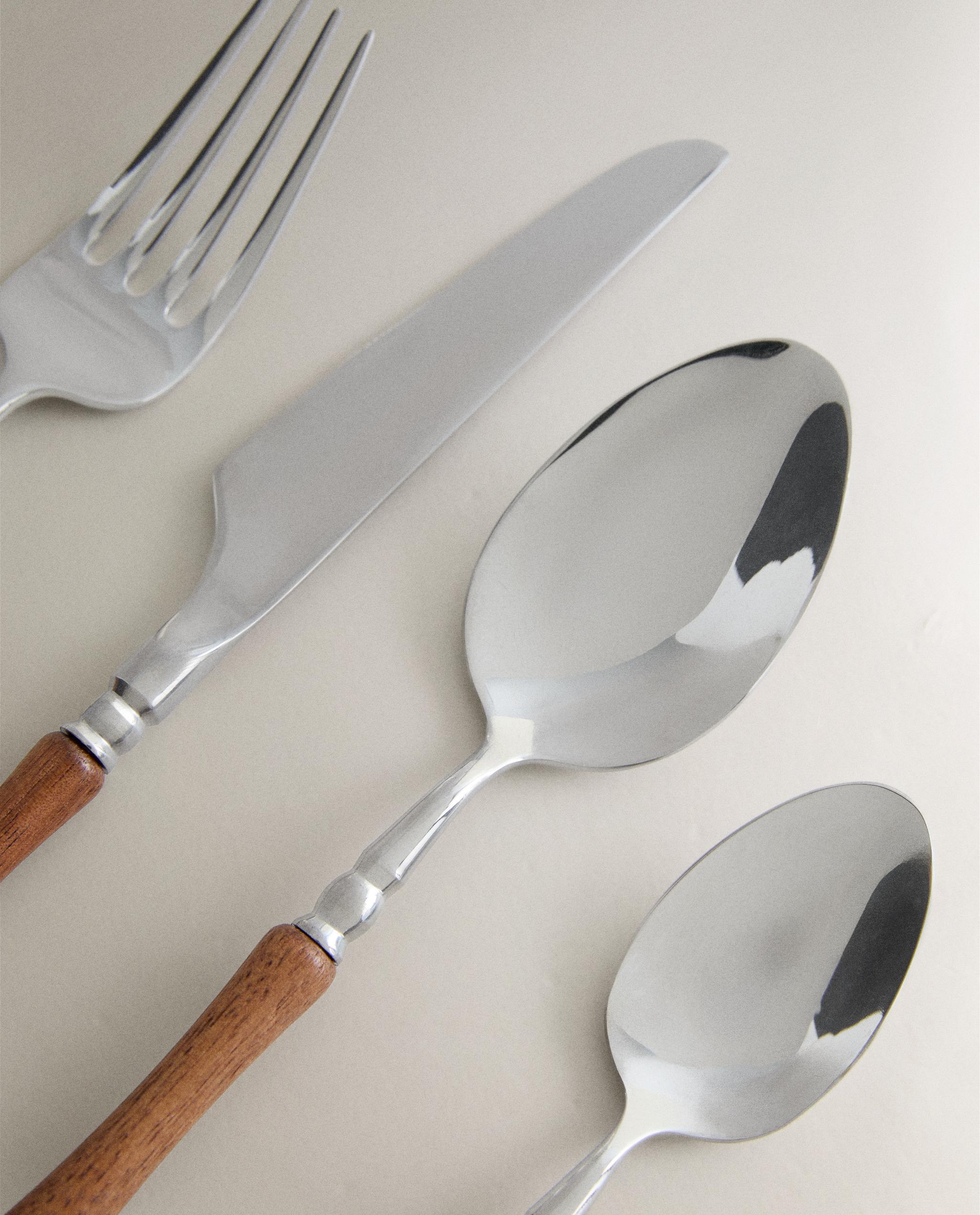 CUTLERY SET WITH ACACIA WOOD HANDLE (SET OF 4) product thumbnail 7